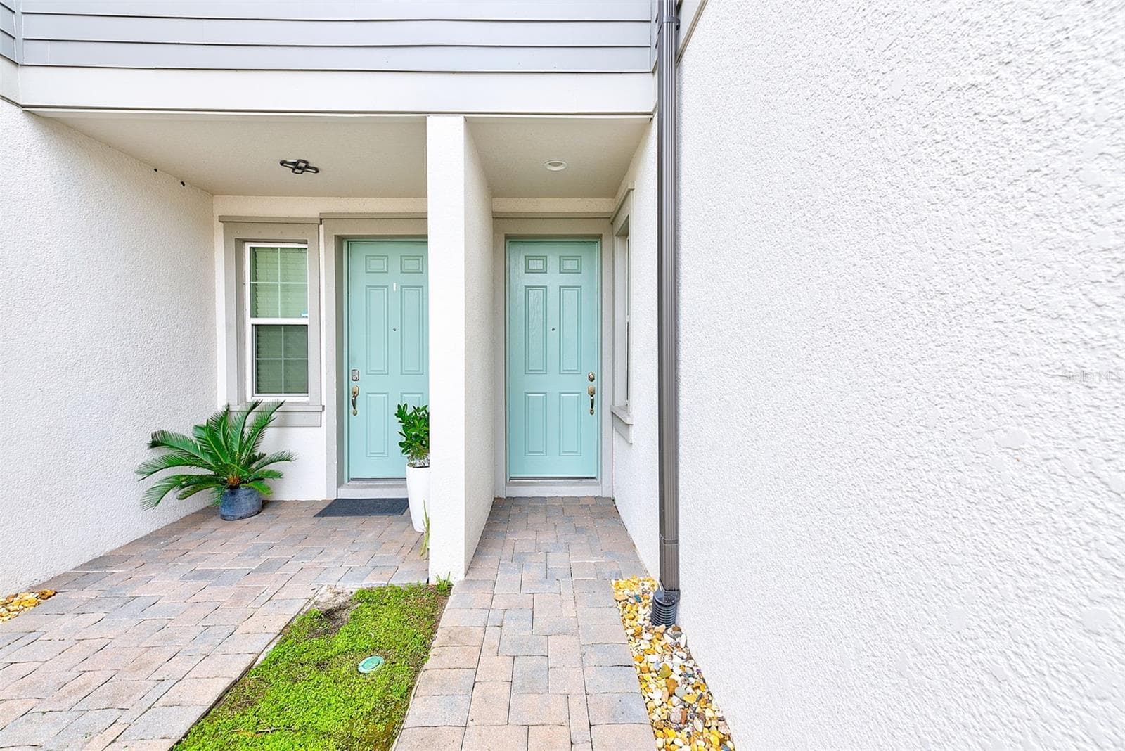 Townhouse at 2441 FOGGY CREEK CIR, CLEARWATER, photo 2 of 36