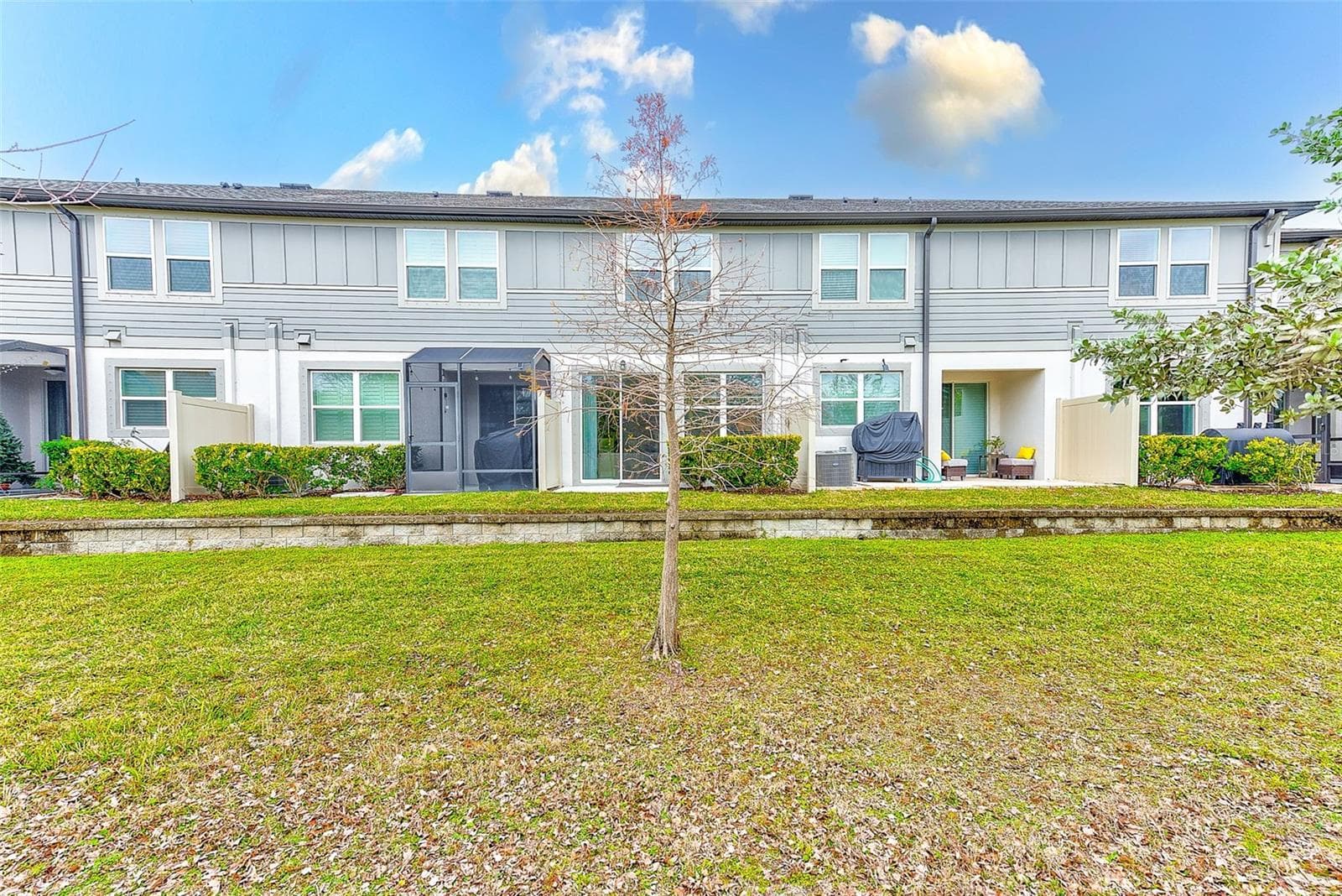 Townhouse at 2441 FOGGY CREEK CIR, CLEARWATER, photo 31 of 36