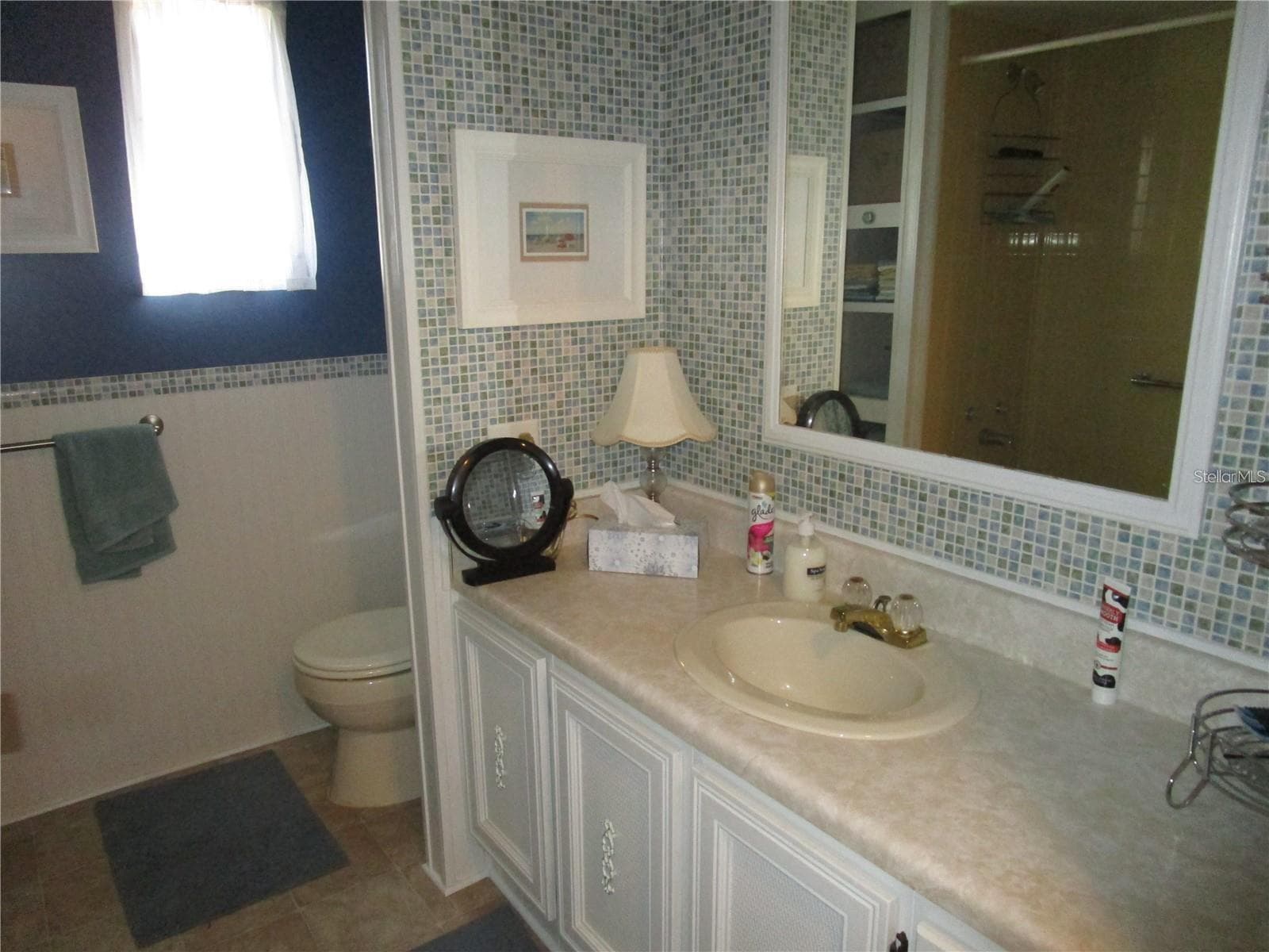Mobile Home at 47 KONO CIR, LEESBURG, photo 15 of 28
