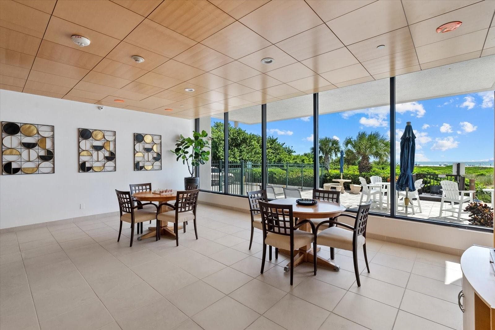 Condominium at 5400 OCEAN BLVD #9-4, SARASOTA, photo 20 of 54
