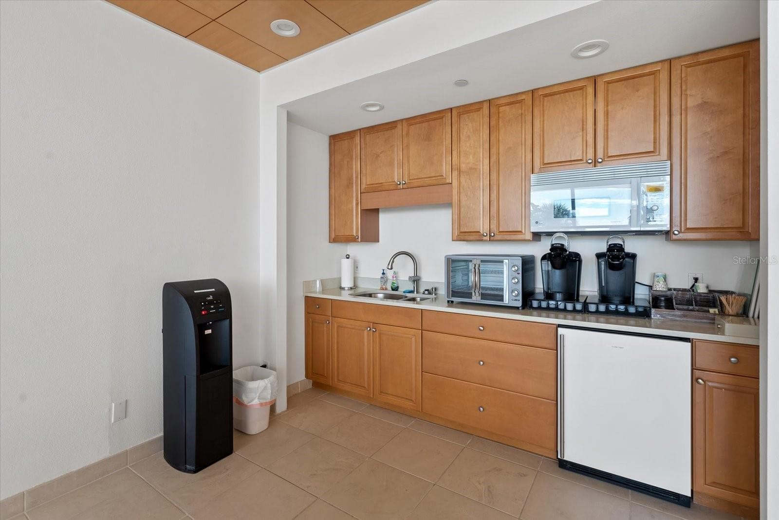 Condominium at 5400 OCEAN BLVD #9-4, SARASOTA, photo 22 of 54