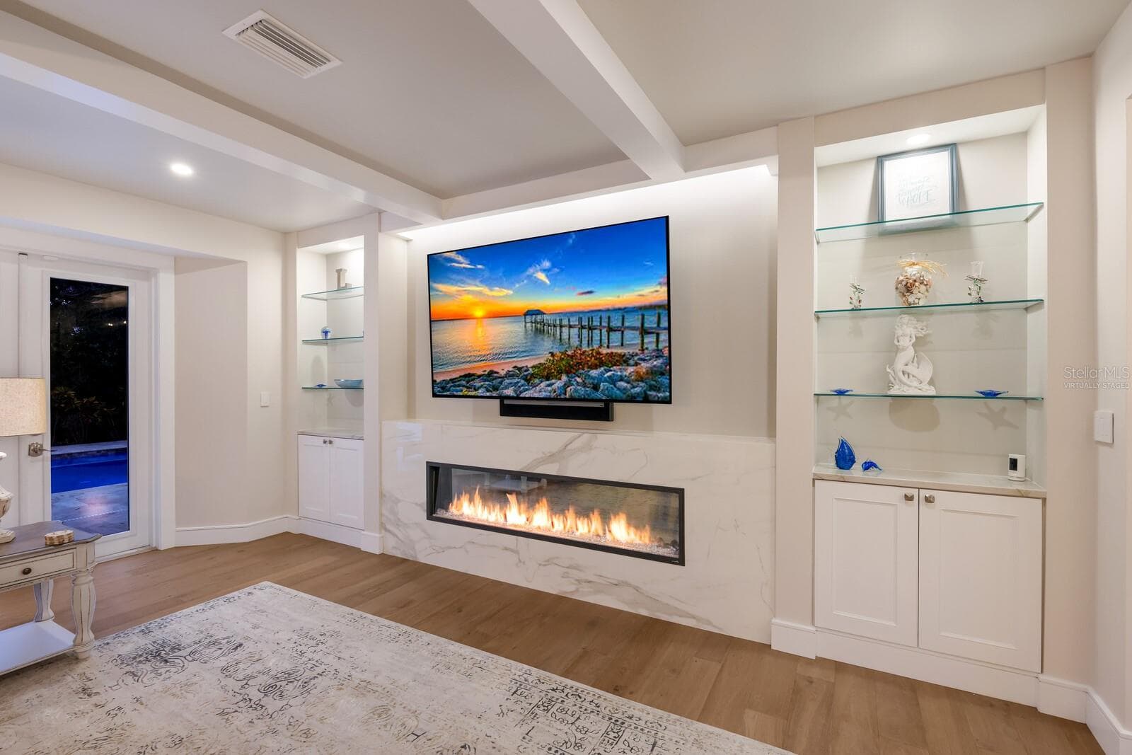 Virtually Staged - 1253 N BASIN LN, SARASOTA