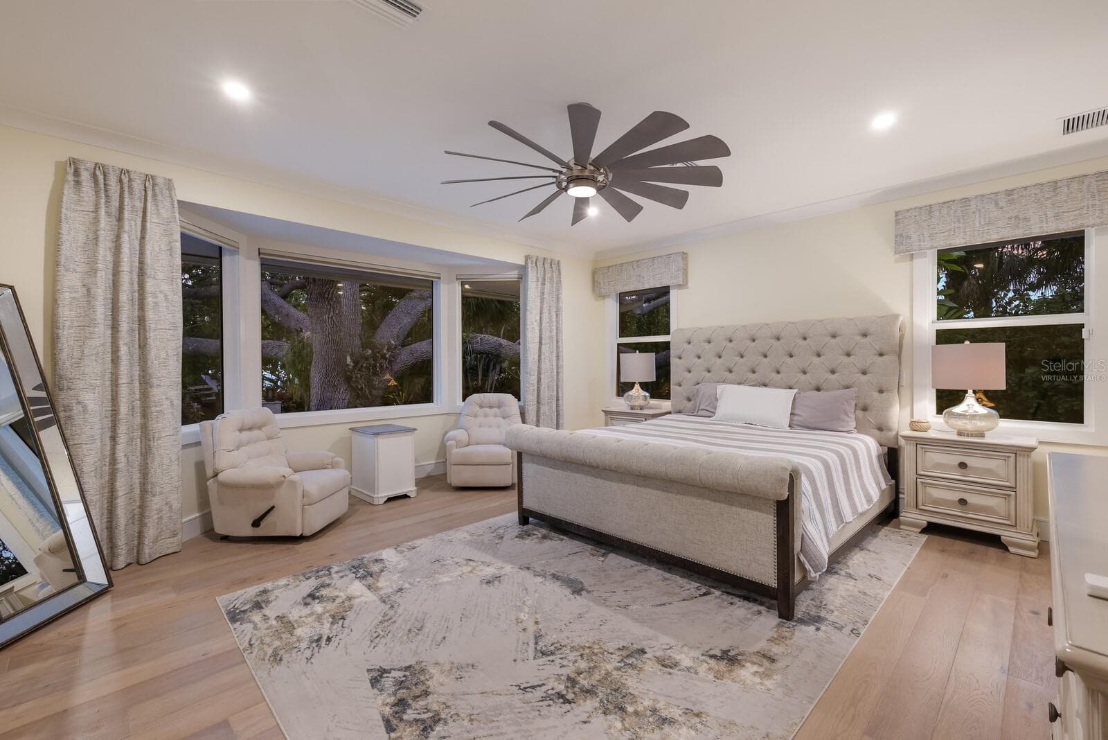 Virtually Staged - 1253 N BASIN LN, SARASOTA