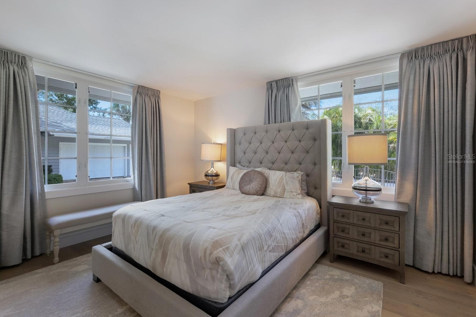 Virtually Staged - 1253 N BASIN LN, SARASOTA