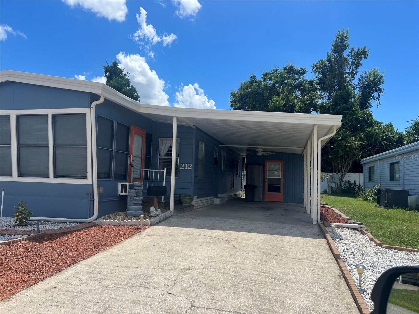 Mobile Home at 212 PARADISE S, LEESBURG, photo 2 of 22