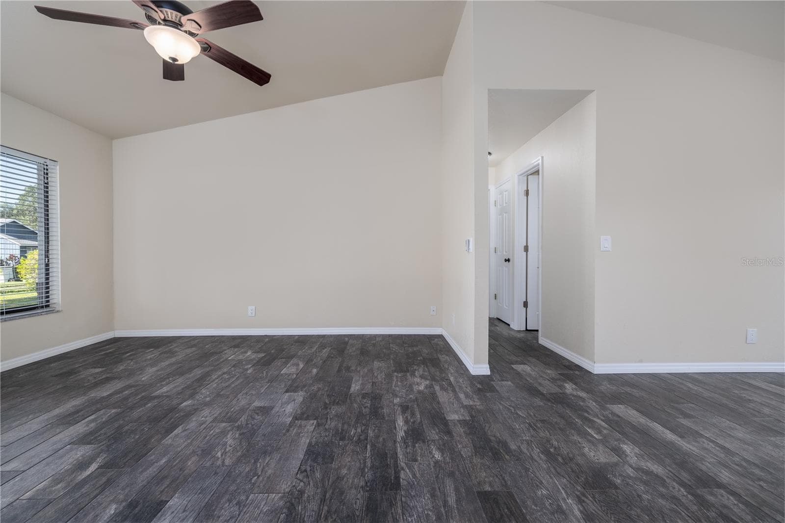 Single Family Residence at 600 ENGLISH OAKS DR, PORT ORANGE, photo 9 of 47