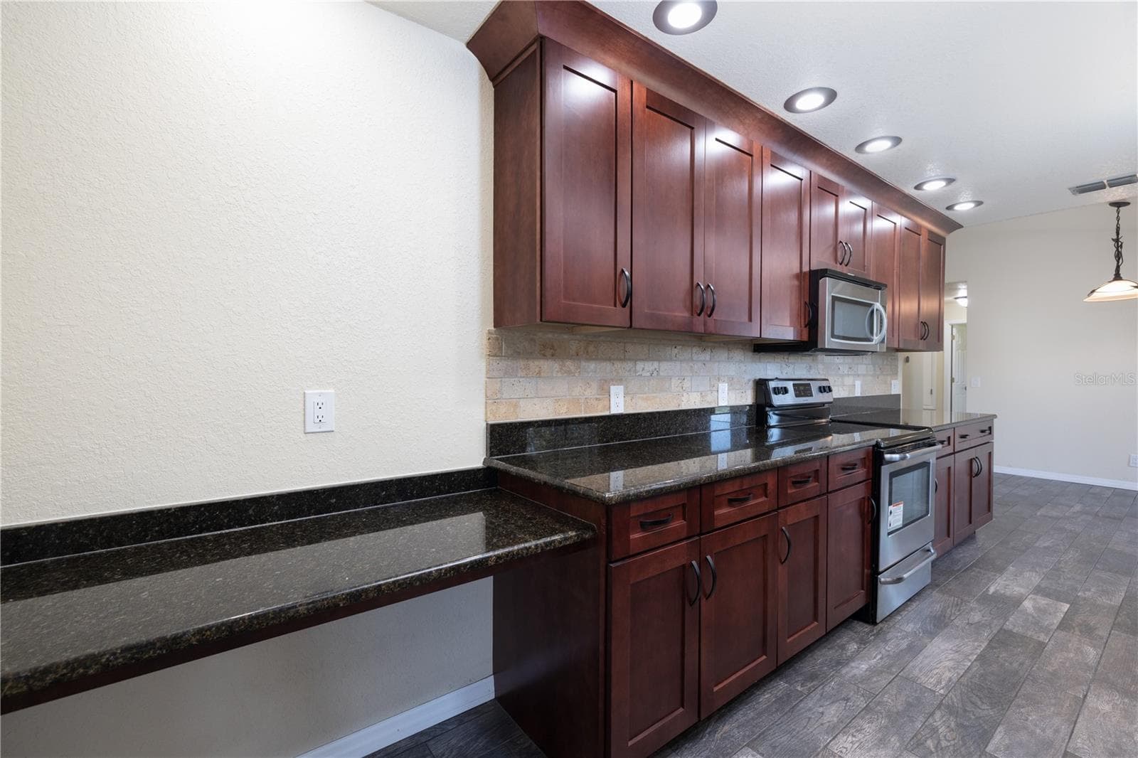 Single Family Residence at 600 ENGLISH OAKS DR, PORT ORANGE, photo 13 of 47