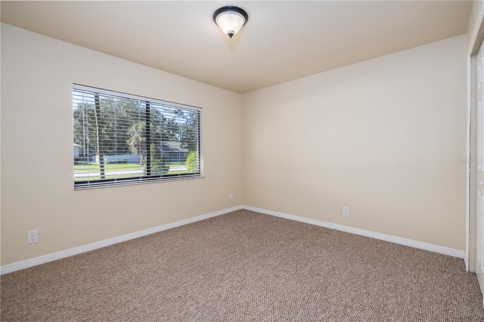 Single Family Residence at 600 ENGLISH OAKS DR, PORT ORANGE, photo 19 of 47