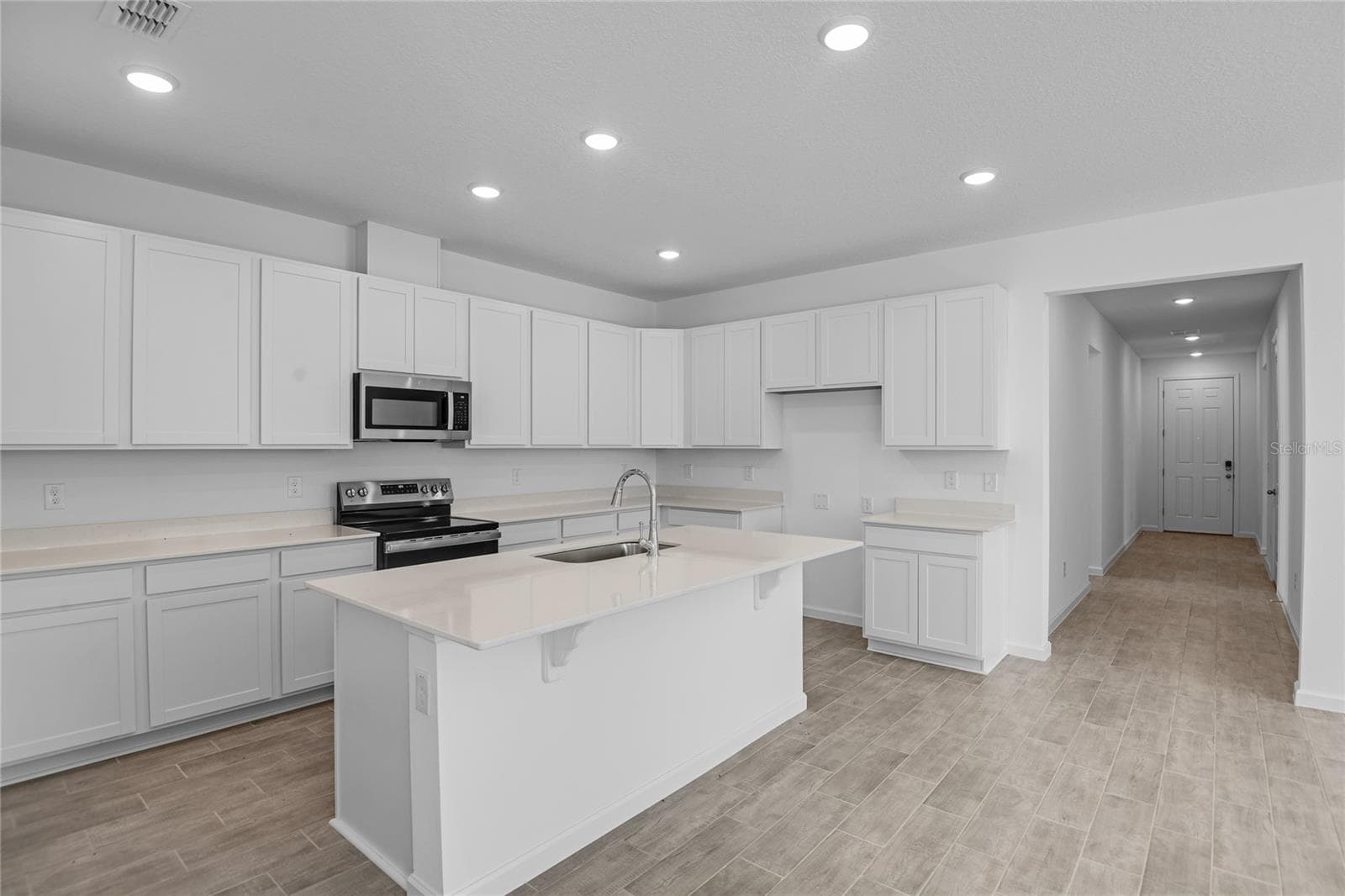 Single Family Residence at 6126 SW 64TH TER, OCALA, photo 6 of 23