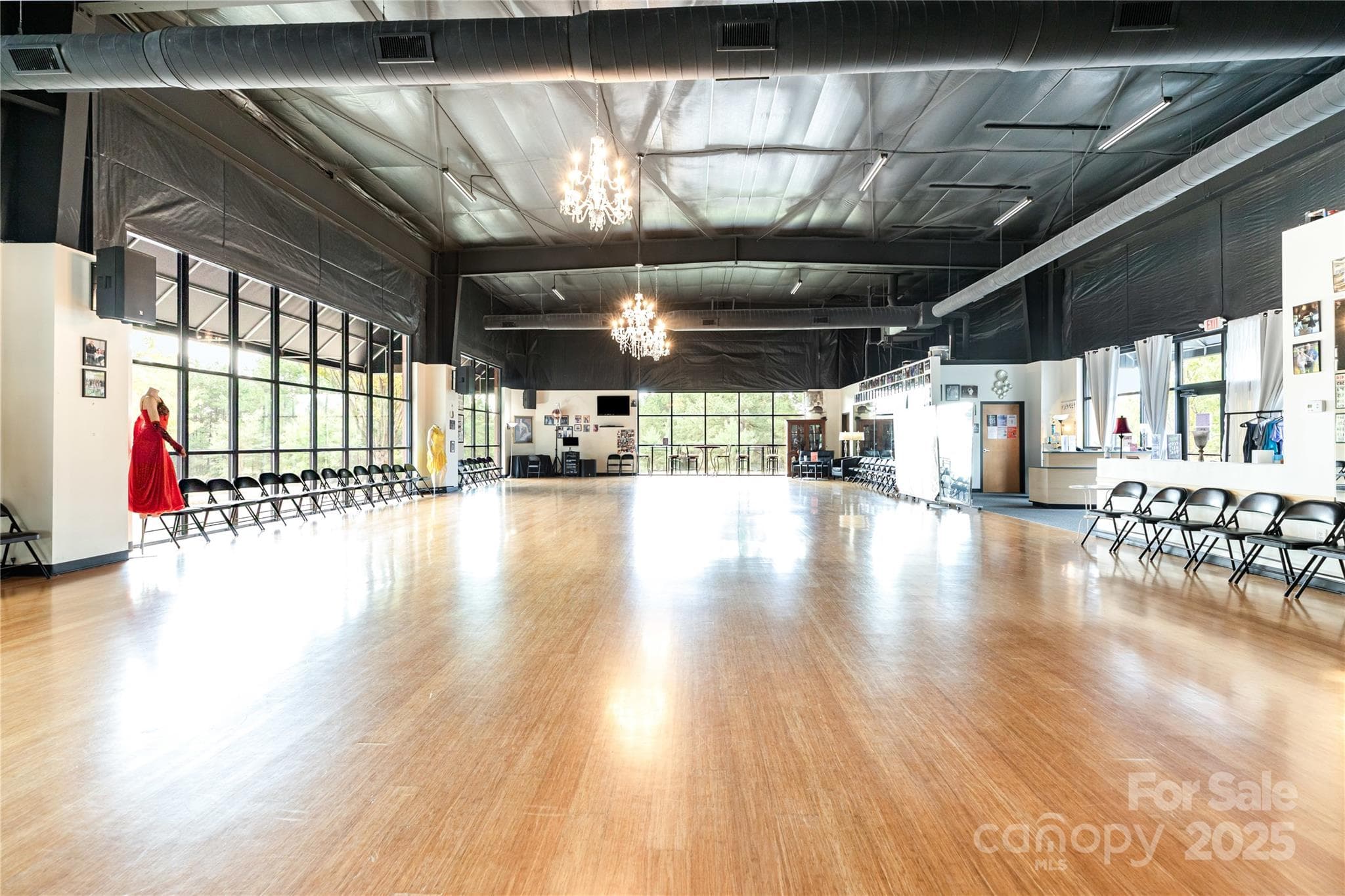 Free Standing Store at Cornelius, photo 5 of 12