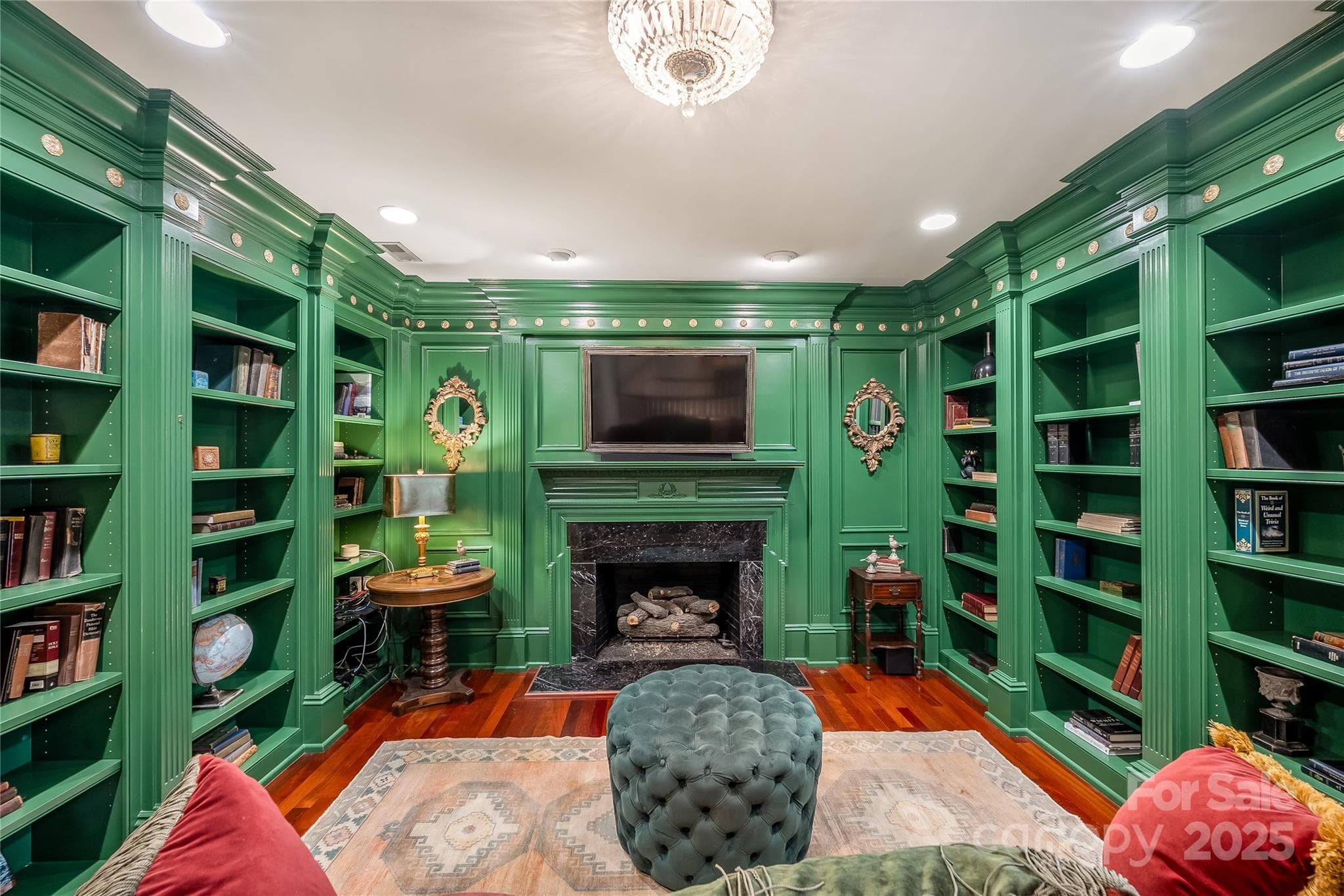 Cozy and comfortable den with a private office, kitchenette, and hobby rooms adjacent. - 2665 Rolling Hills Drive, Monroe