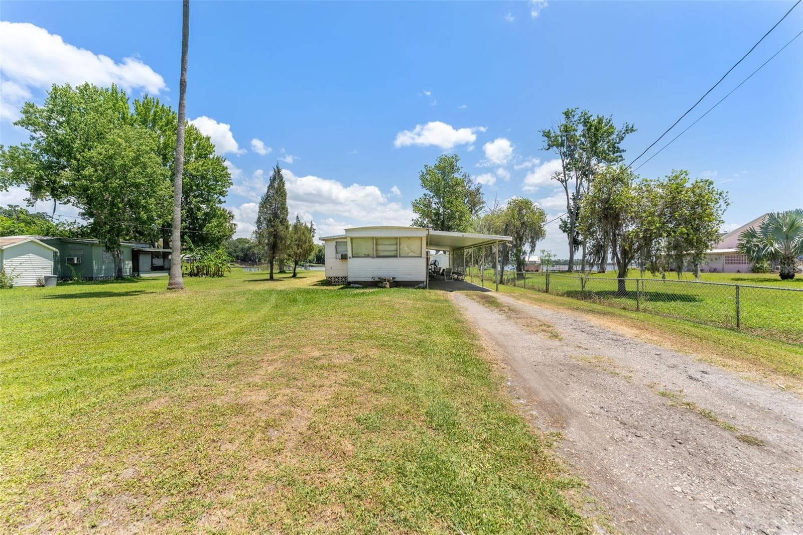 Welcome to 7558 Berkley Rd! - 7558 BERKLEY RD, POLK CITY