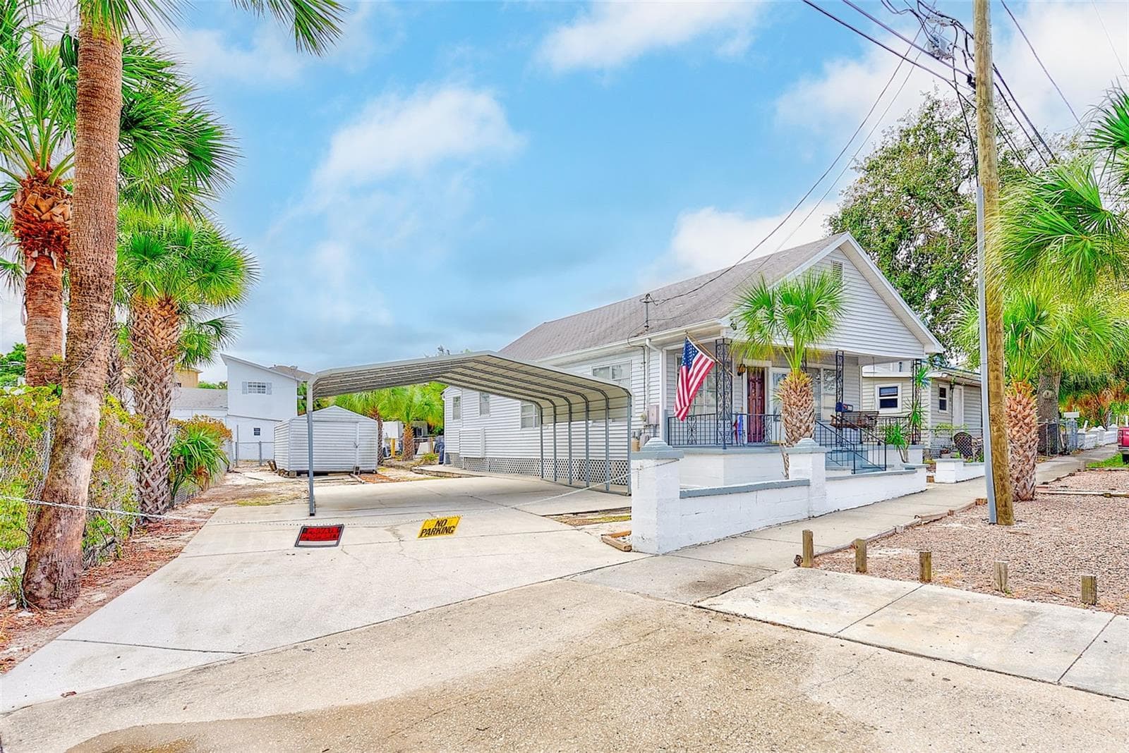 DOUBLE LOT & 2 VEHICLE CARPORT - 632 CROSS ST, TARPON SPRINGS