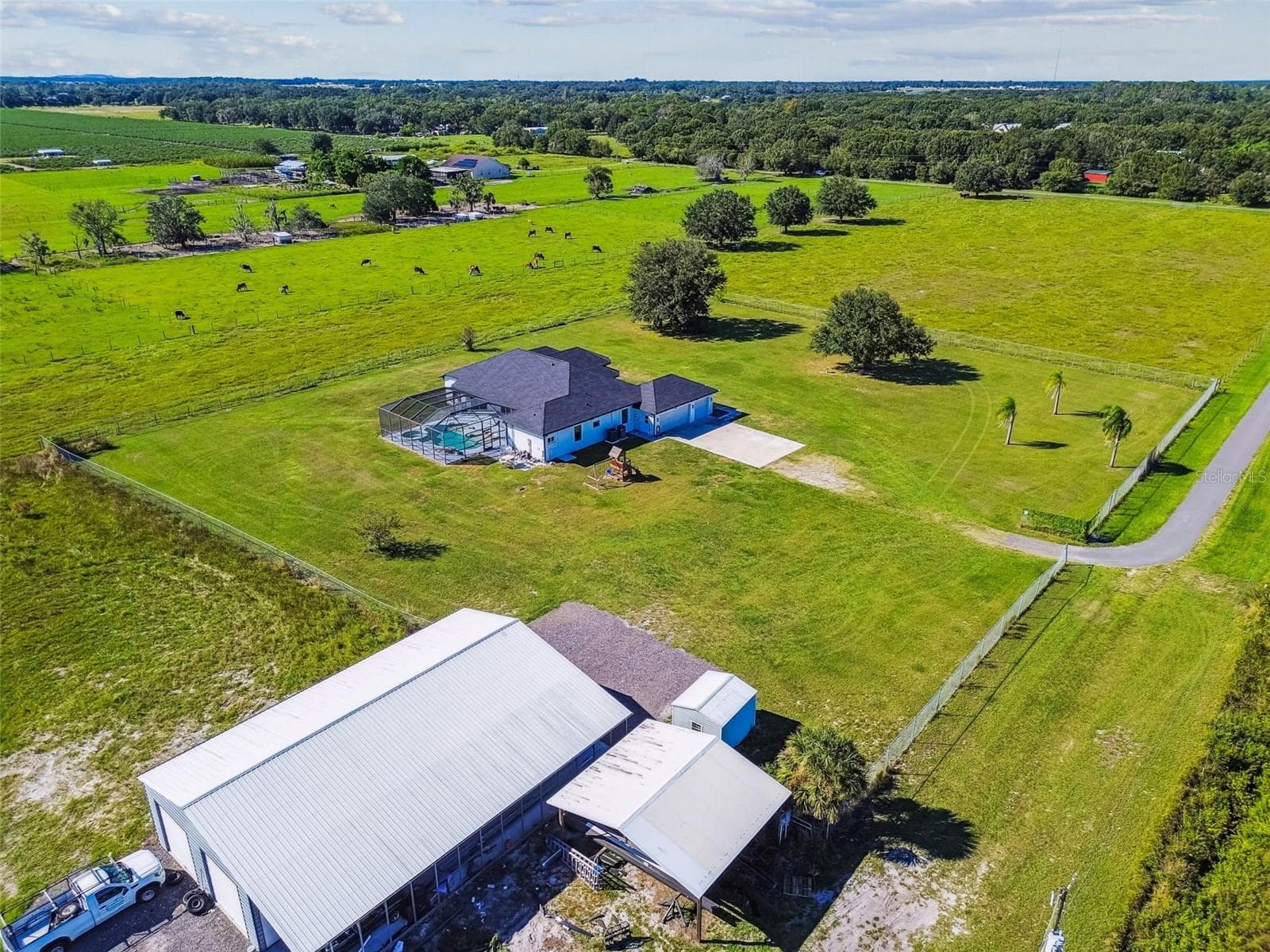 Single Family Residence at 15639 SETH COUNTRY LN, WIMAUMA, photo 5 of 82