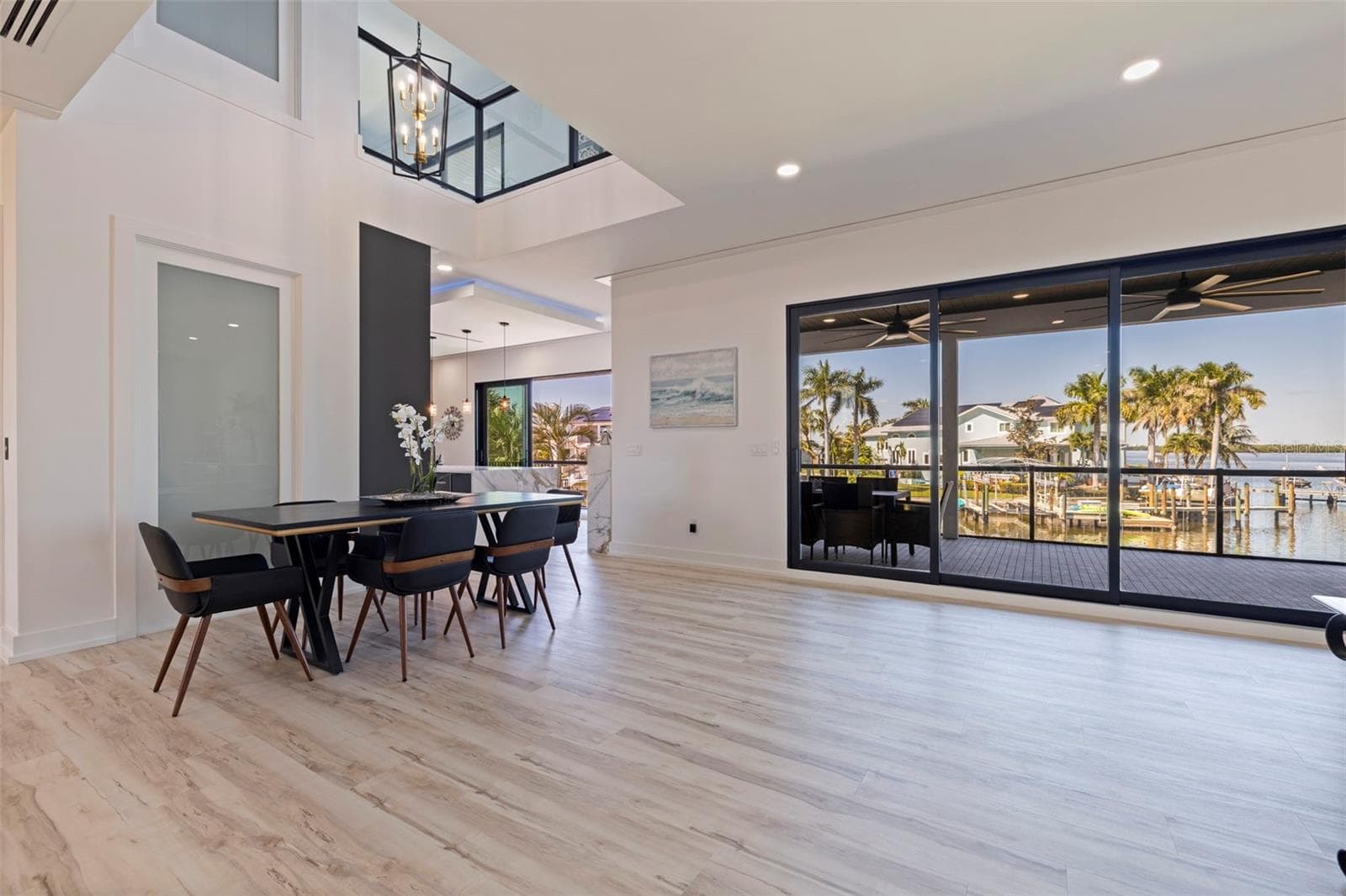 Single Family Residence at 2121 BAYOU GRANDE BLVD NE, ST PETERSBURG, photo 18 of 110