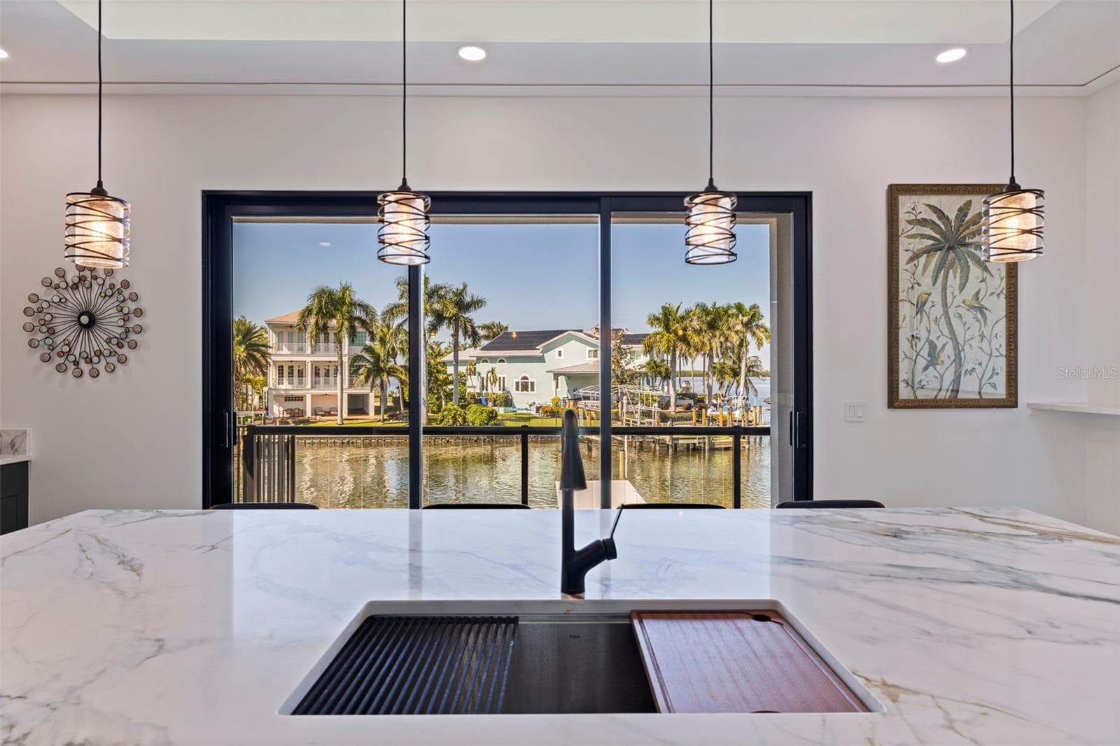 Single Family Residence at 2121 BAYOU GRANDE BLVD NE, ST PETERSBURG, photo 24 of 110