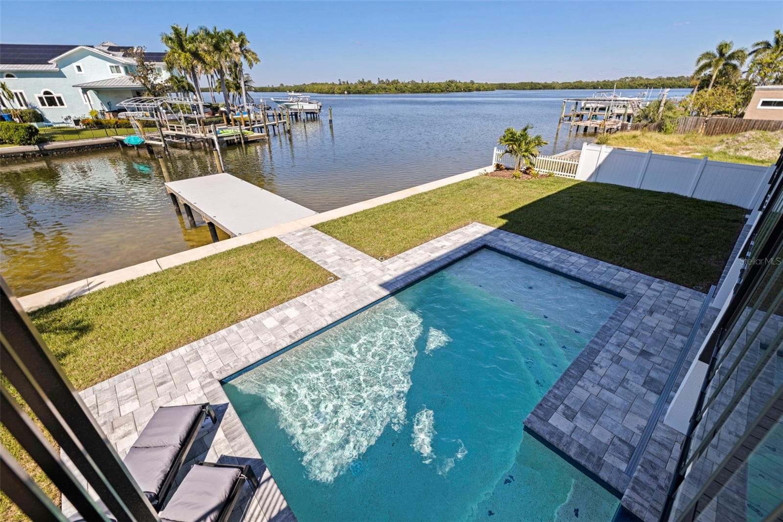 Single Family Residence at 2121 BAYOU GRANDE BLVD NE, ST PETERSBURG, photo 72 of 110