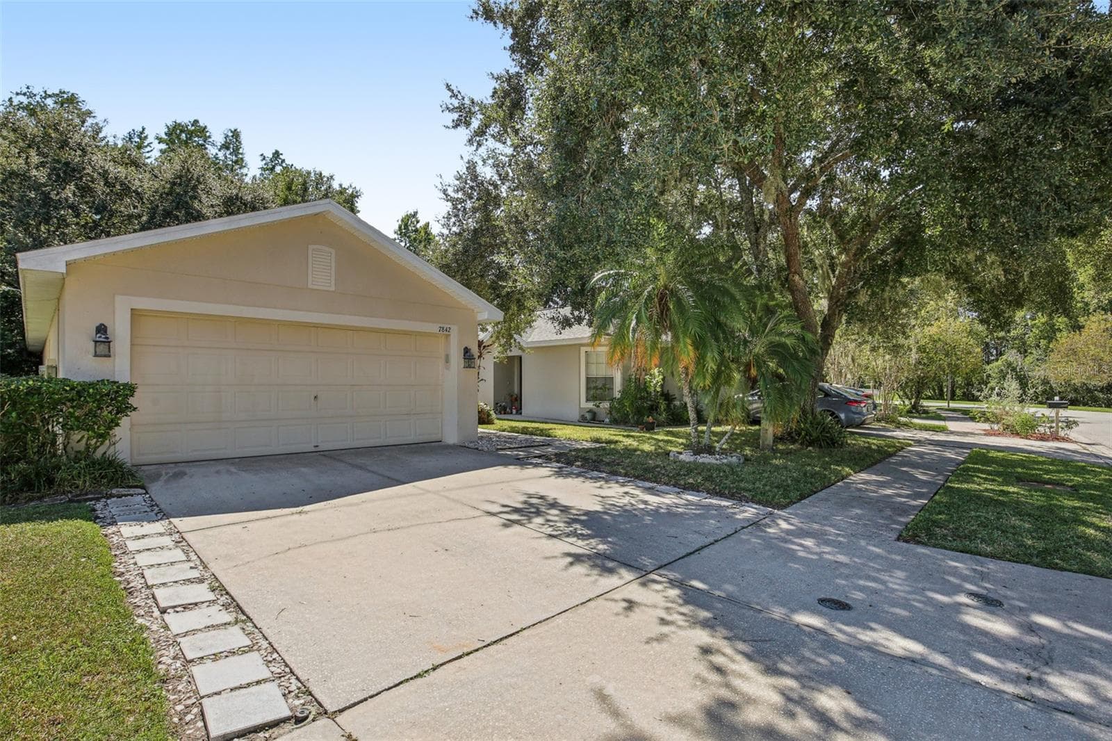 Single Family Residence at 7842 CITRUS BLOSSOM DR, LAND O LAKES, photo 2 of 76