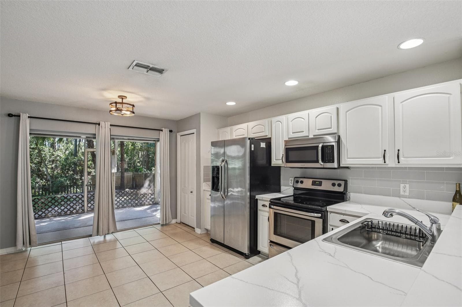 Single Family Residence at 7842 CITRUS BLOSSOM DR, LAND O LAKES, photo 11 of 76