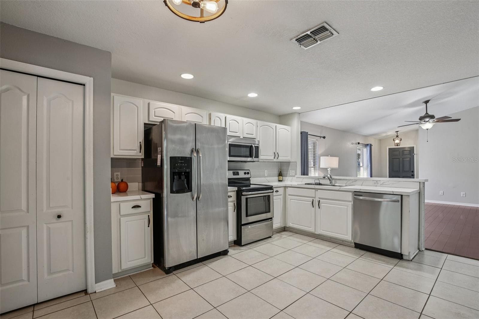 Single Family Residence at 7842 CITRUS BLOSSOM DR, LAND O LAKES, photo 12 of 76