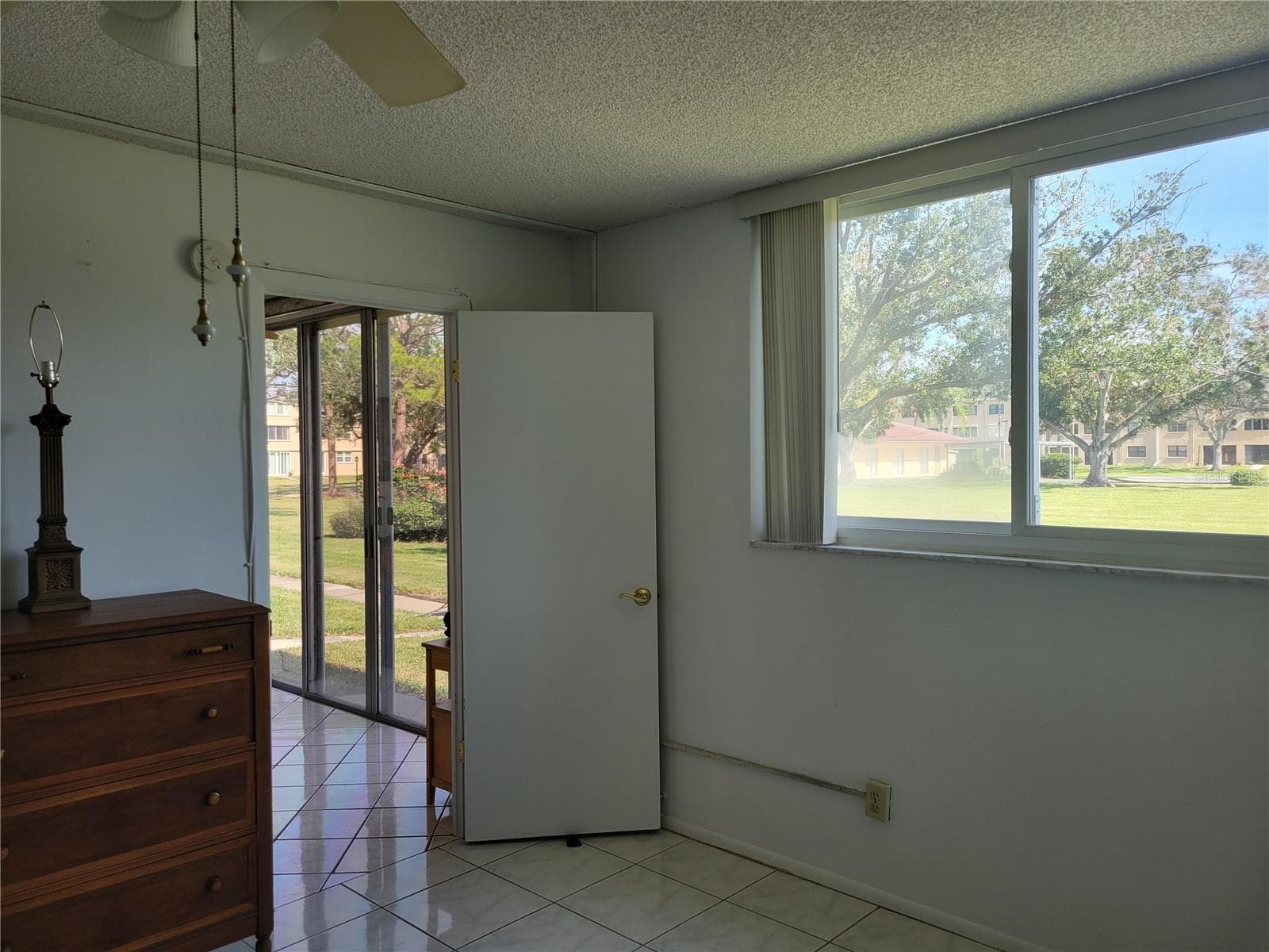 Condominium at 4915 BAY ST NE #122, ST PETERSBURG, photo 18 of 41