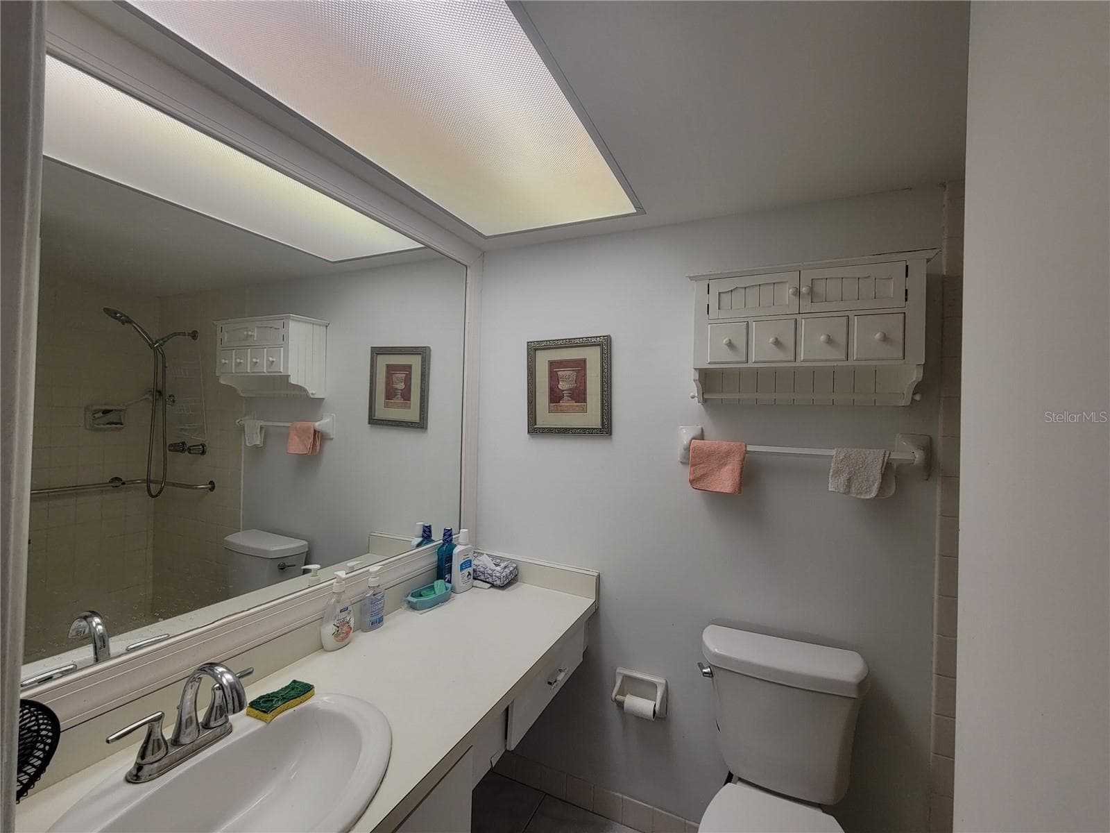 Condominium at 4915 BAY ST NE #122, ST PETERSBURG, photo 26 of 41