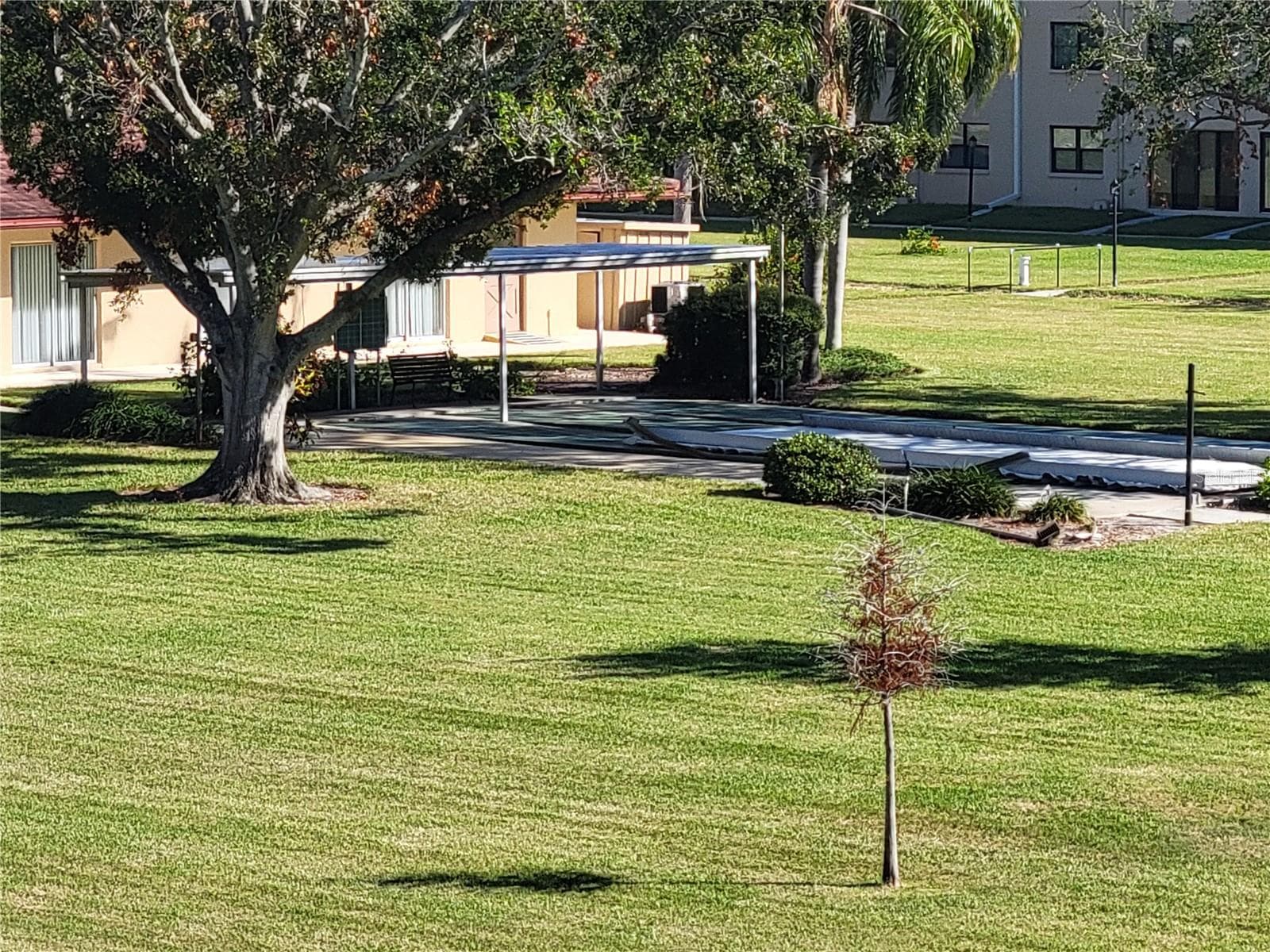 Condominium at 4915 BAY ST NE #122, ST PETERSBURG, photo 37 of 41