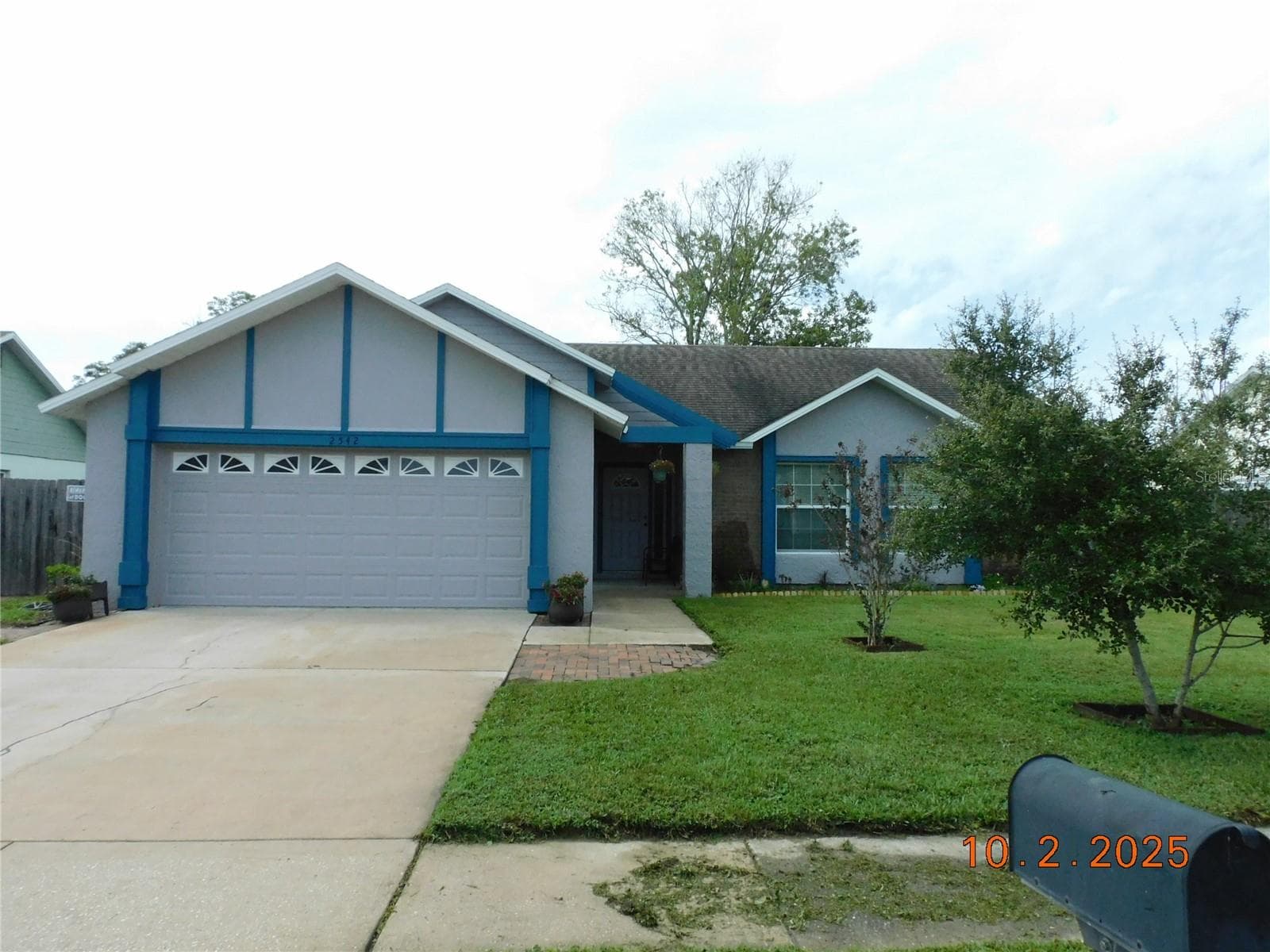 2542 CAMPHORWOOD CIR
