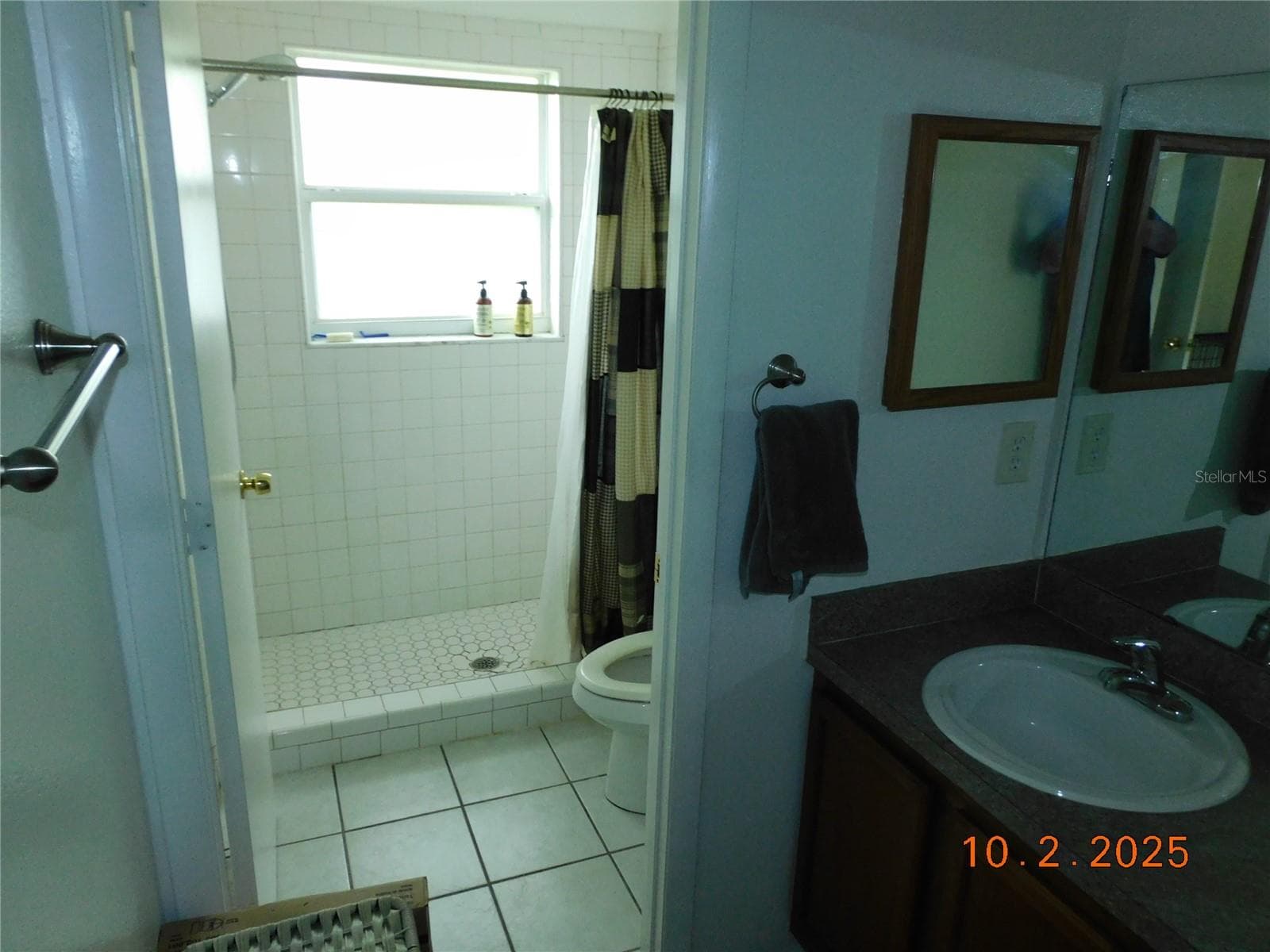 Single Family Residence at 2542 CAMPHORWOOD CIR, KISSIMMEE, photo 6 of 12