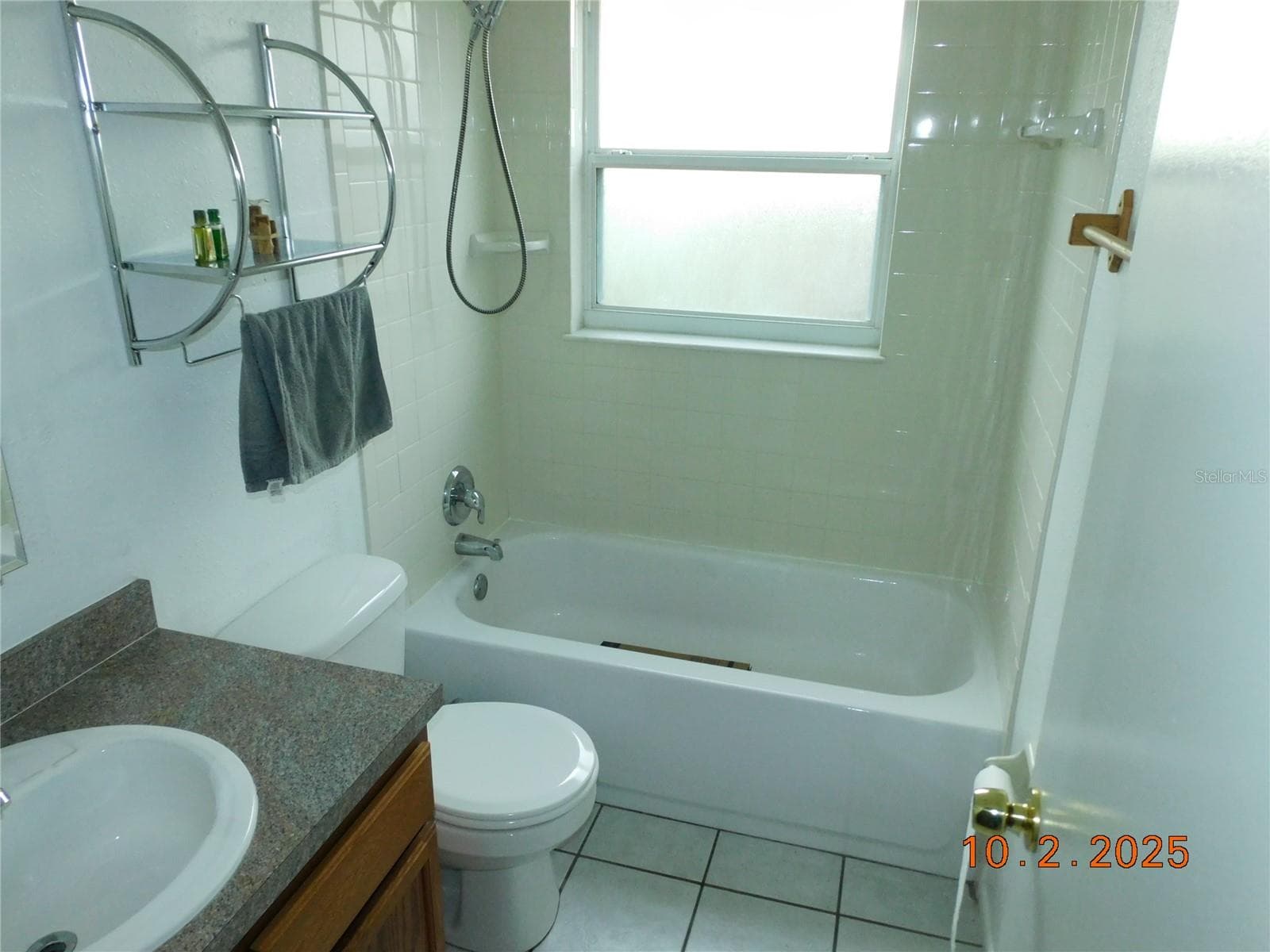 Single Family Residence at 2542 CAMPHORWOOD CIR, KISSIMMEE, photo 7 of 12