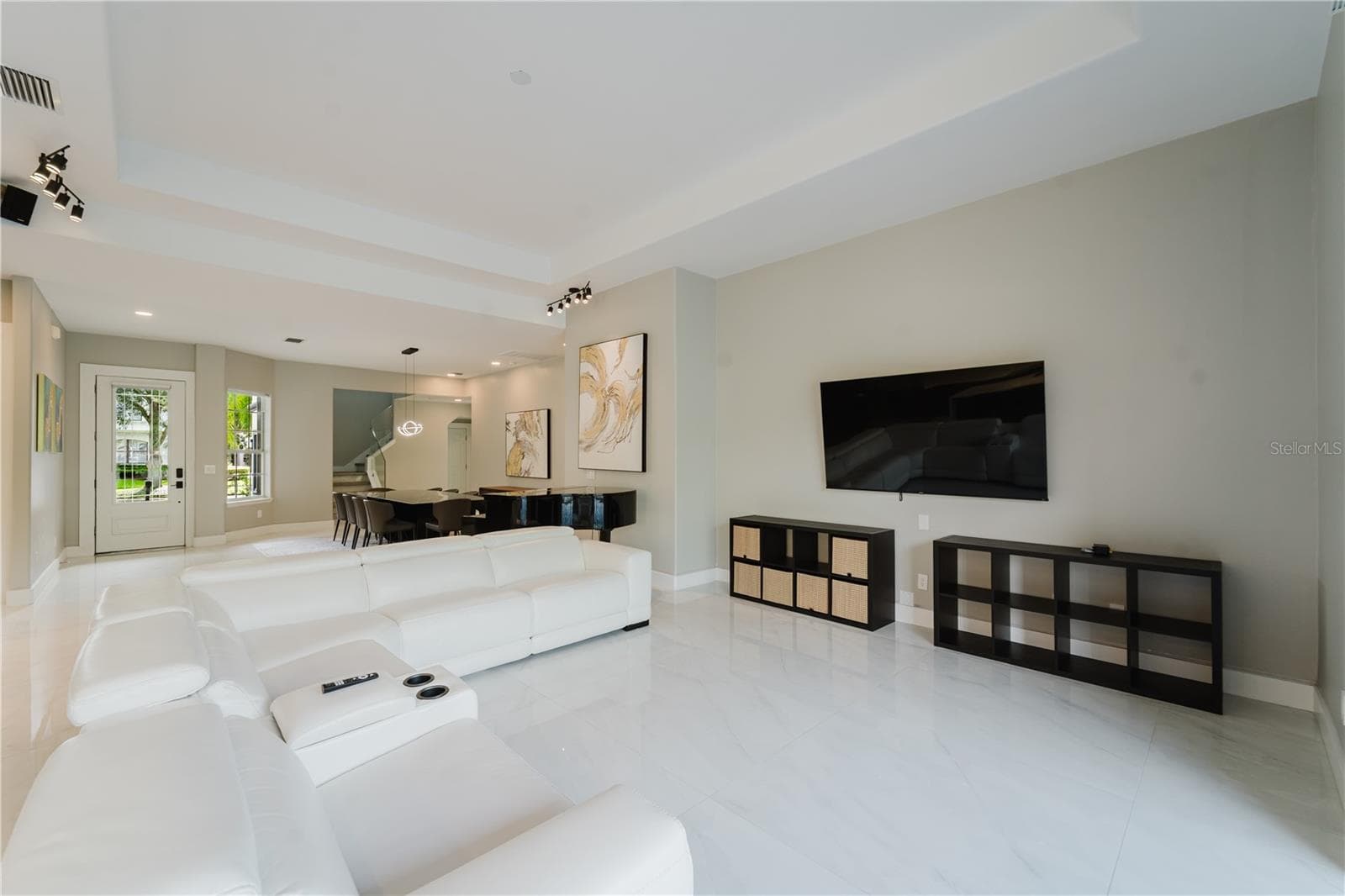 Single Family Residence at 1361 WHITNEY ISLES DR, WINDERMERE, photo 8 of 49
