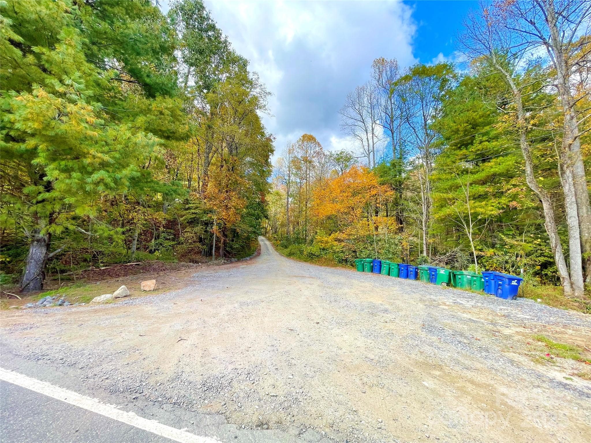 Private road entrance - Black Mountain