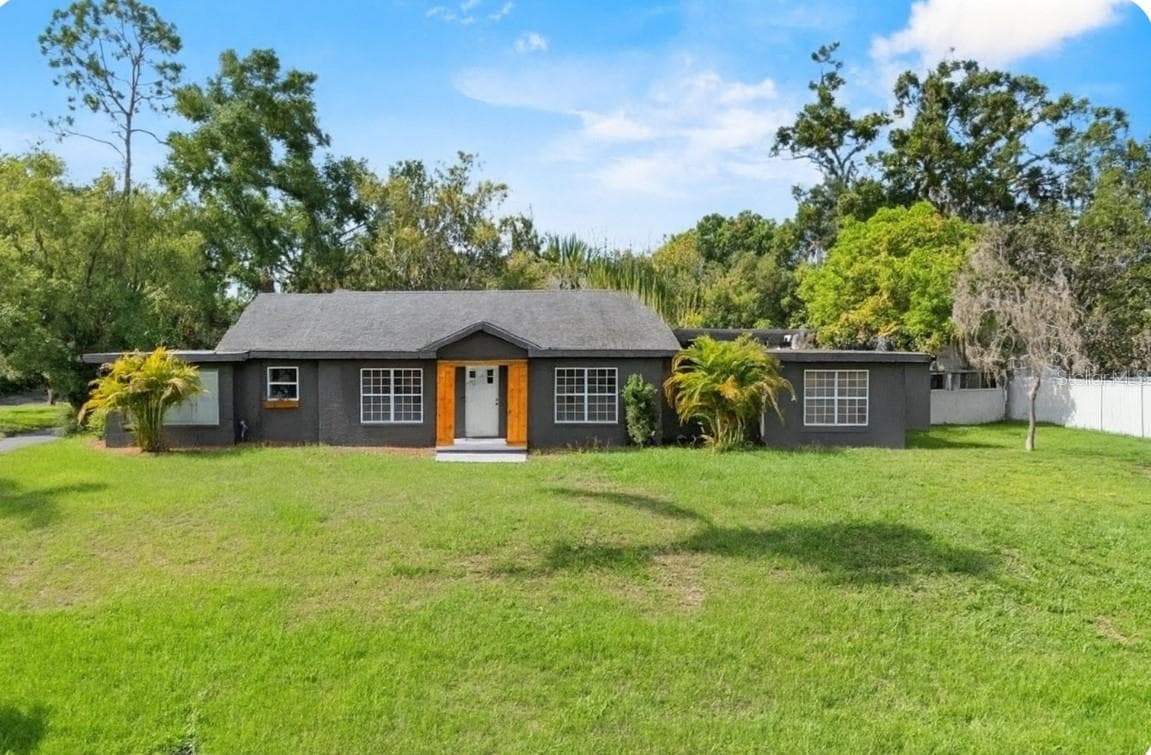 504 PRADO PL