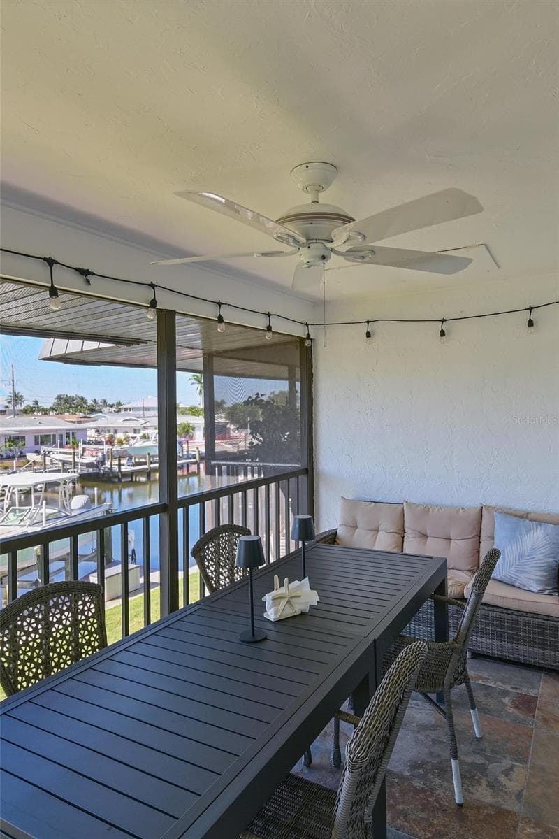 Second Floor Screened-In Porch - 10313 WATERBIRD WAY, BRADENTON