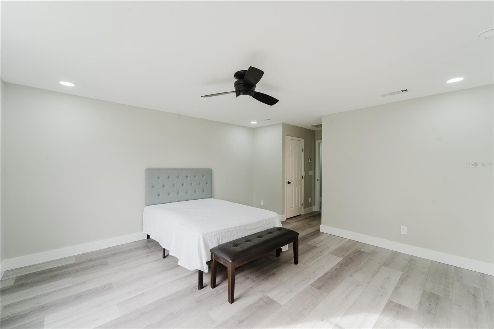 Single Family Residence at 1361 WHITNEY ISLES DR, WINDERMERE, photo 41 of 49