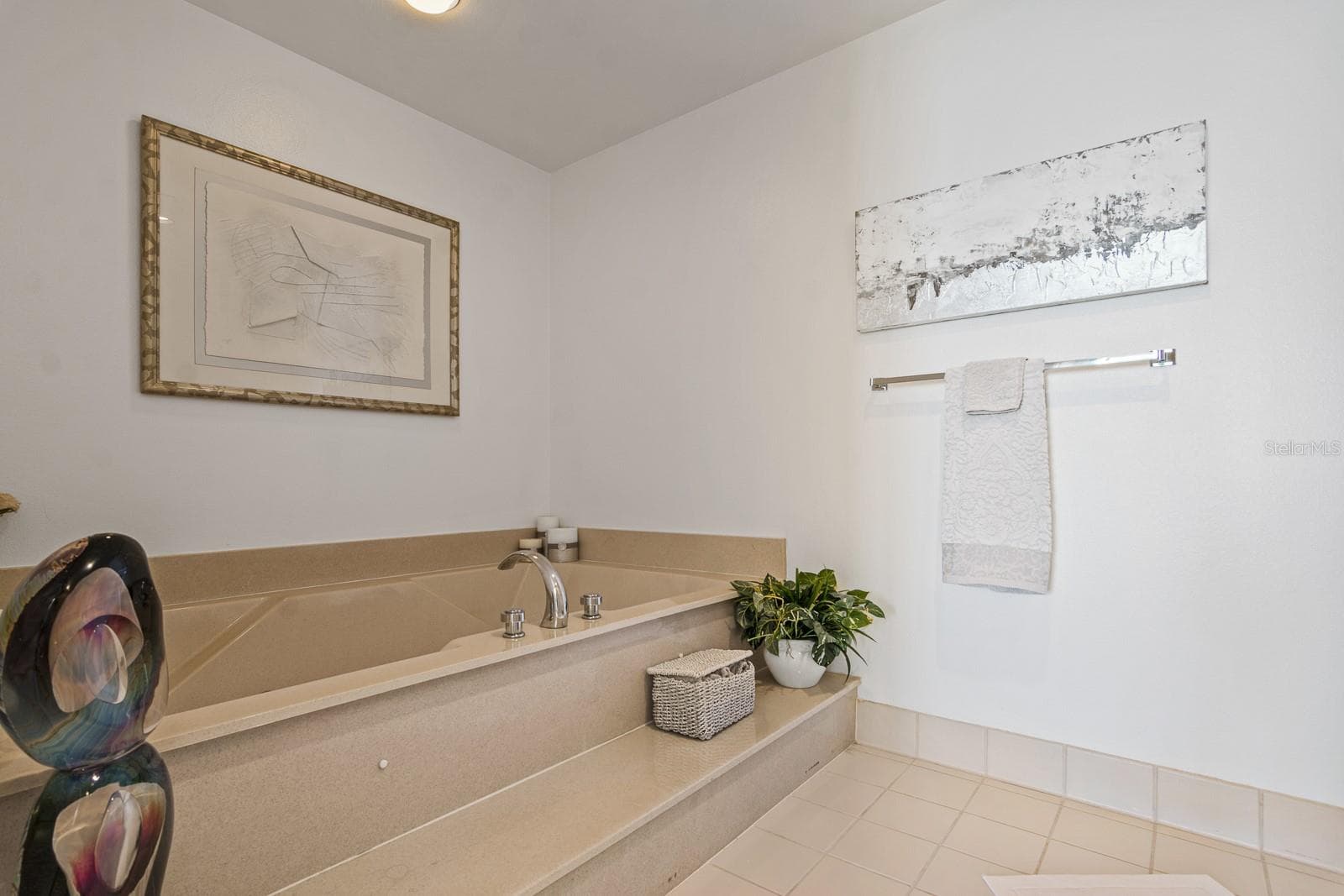 Primary Bathroom - 1560 GULF BLVD #1507, CLEARWATER BEACH