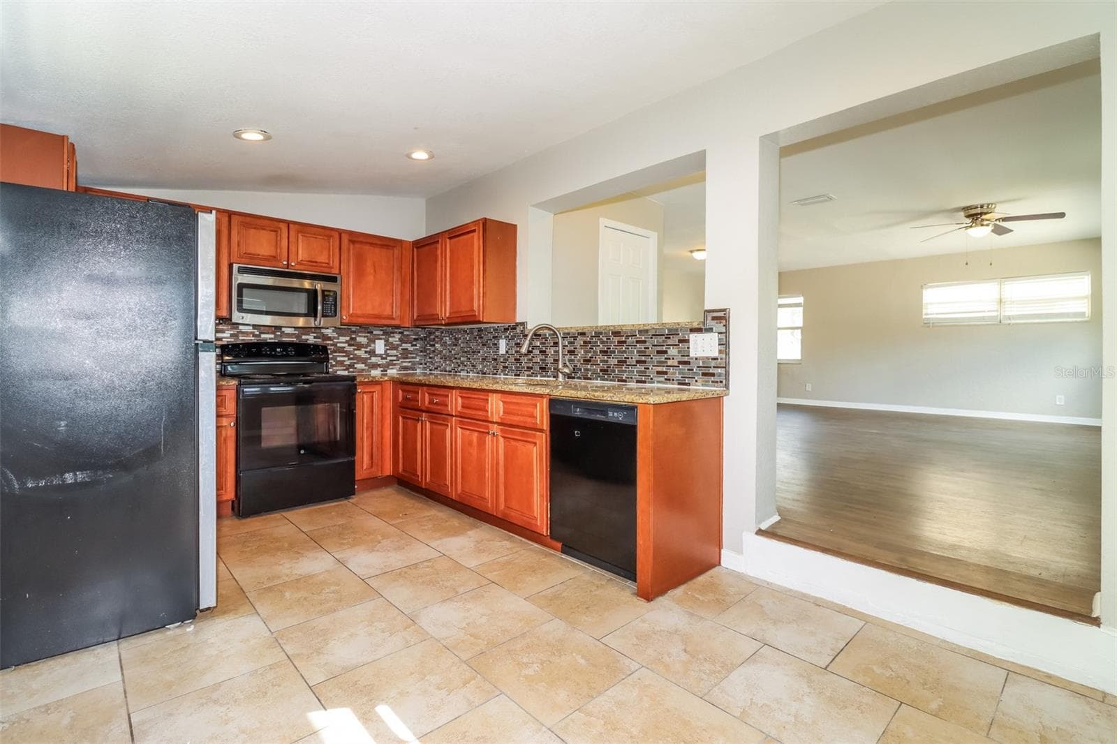 Single Family Residence at 2626 15TH AVE N, ST PETERSBURG, photo 8 of 20