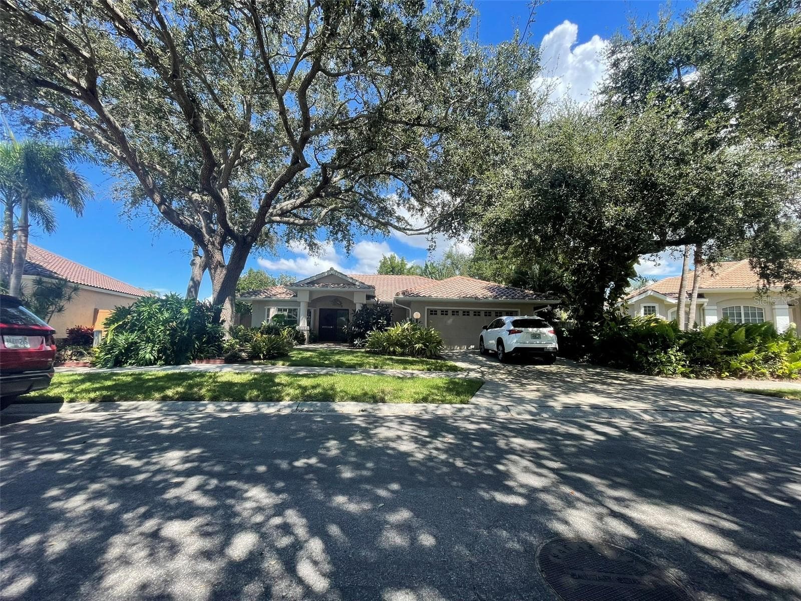 Single Family Residence at THREE OAKS, SARASOTA, photo 2 of 36