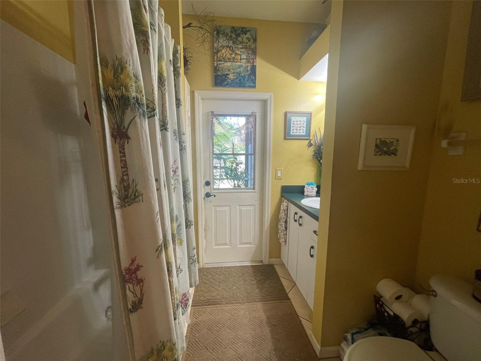 Single Family Residence at THREE OAKS, SARASOTA, photo 21 of 36