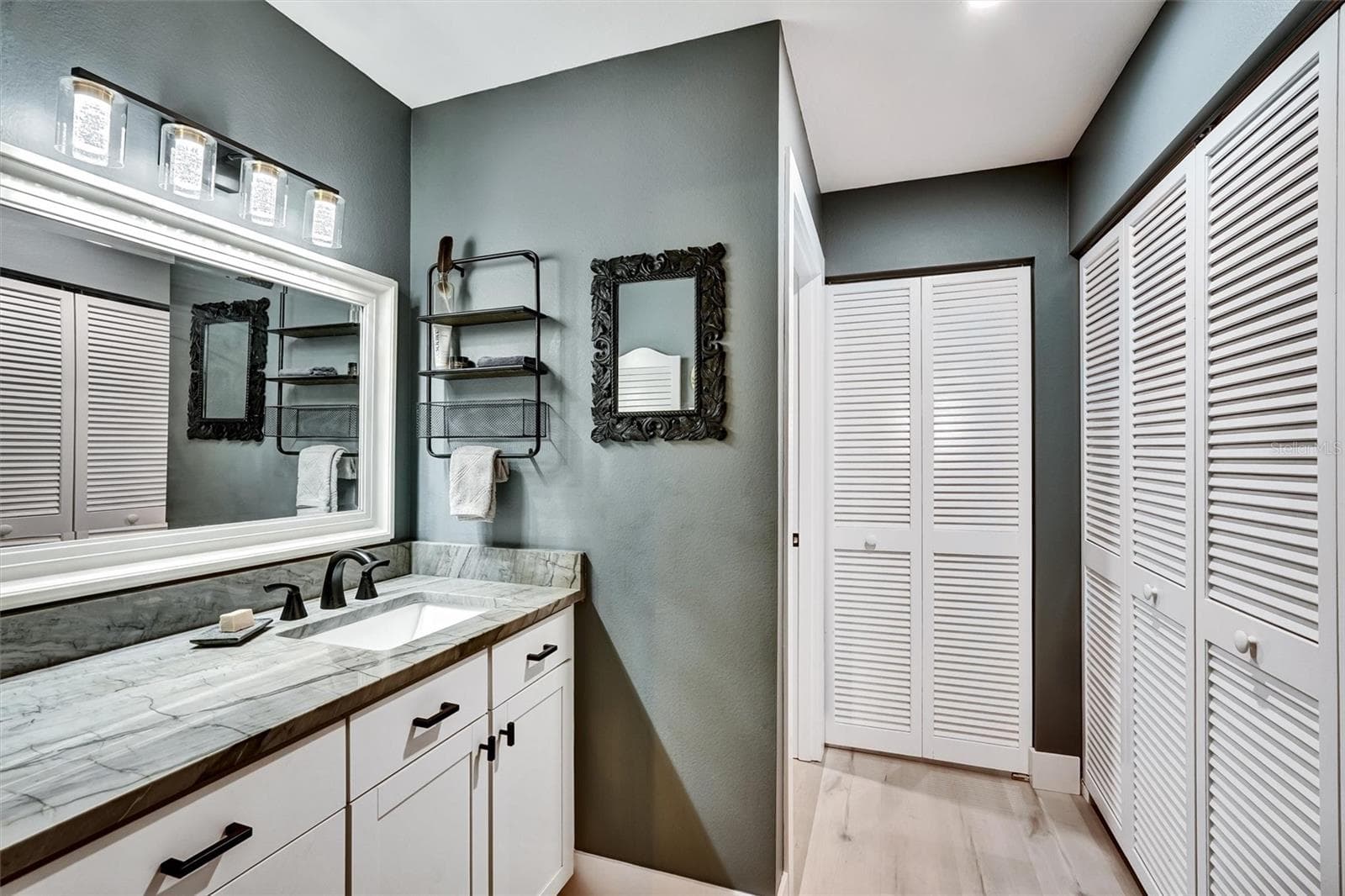 Condominium at 107 PINEHURST DR #107, BRADENTON, photo 23 of 43