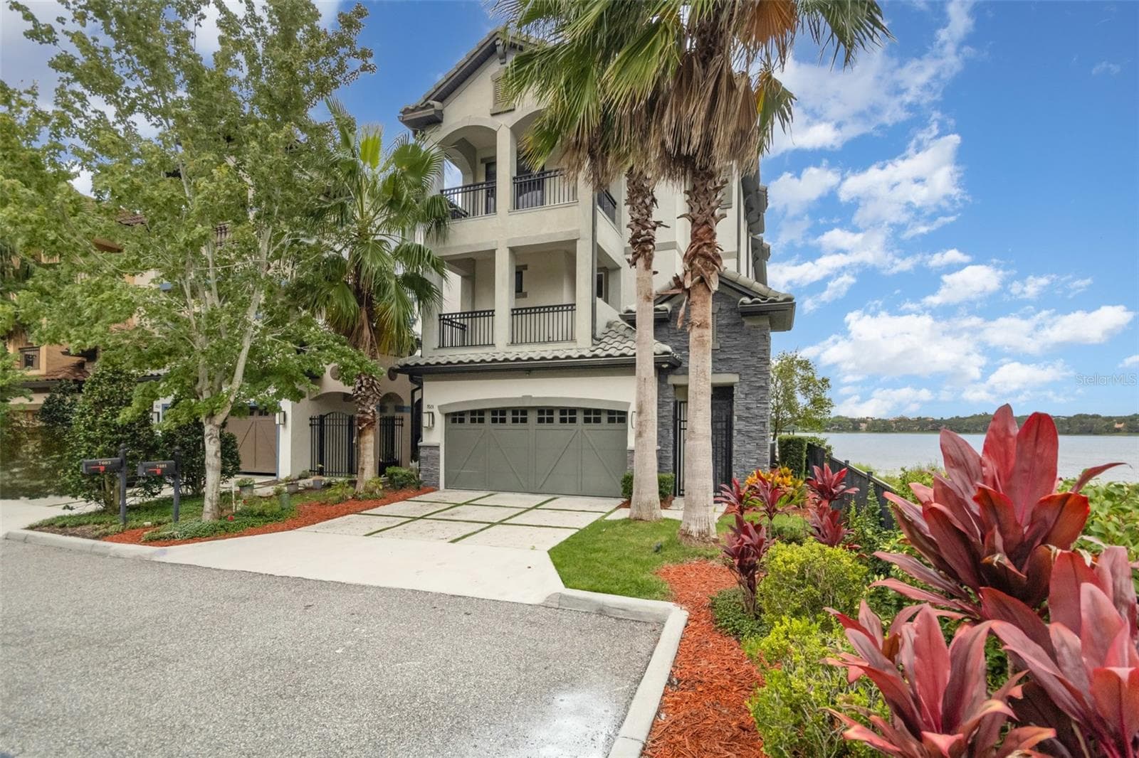 Single Family Residence at 7601 TOSCANA BLVD, ORLANDO, photo 2 of 49