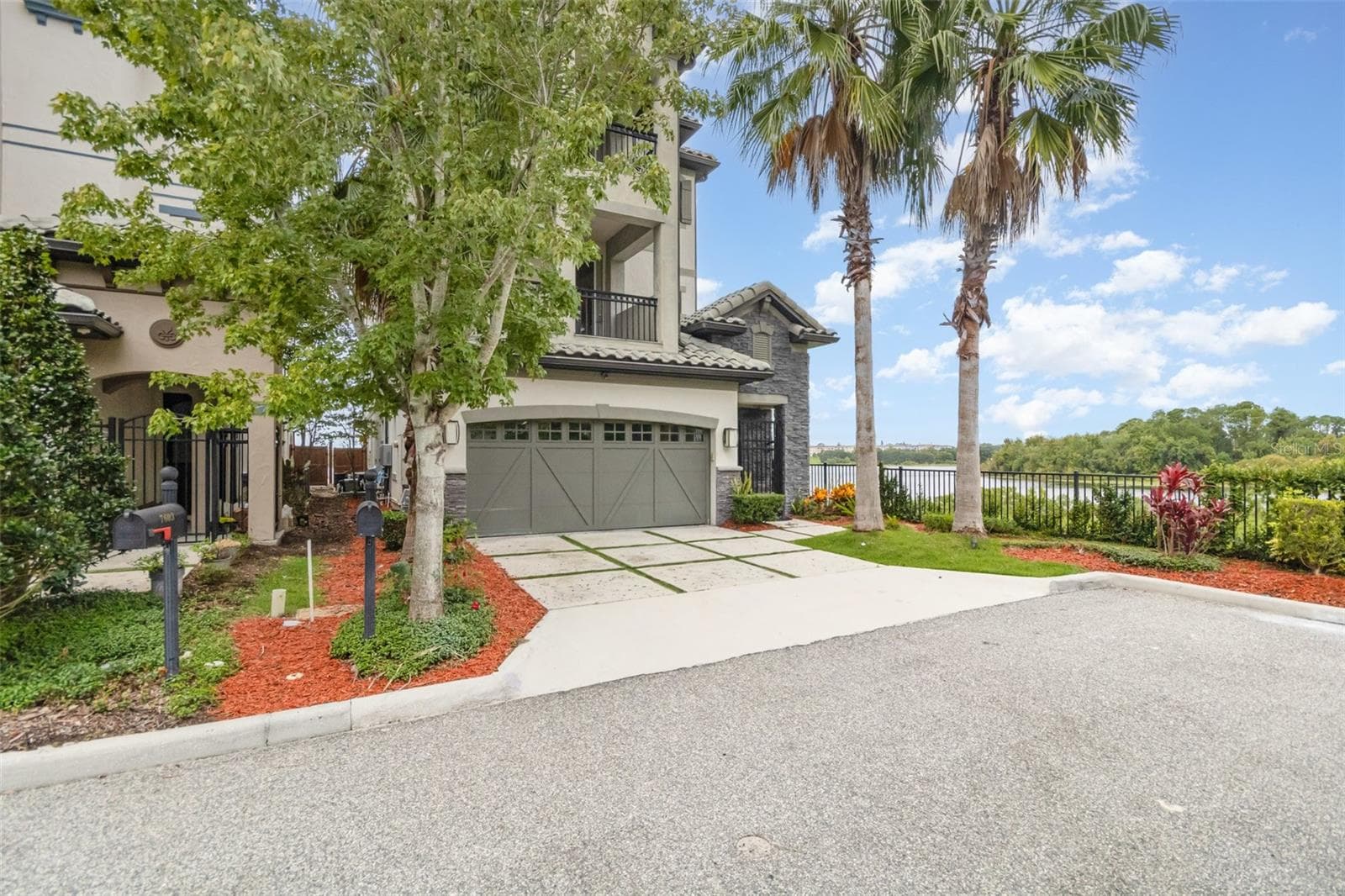 Single Family Residence at 7601 TOSCANA BLVD, ORLANDO, photo 4 of 49