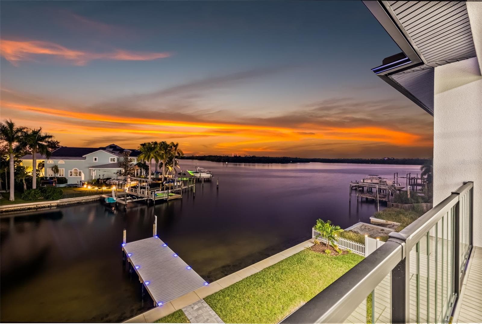Single Family Residence at 2121 BAYOU GRANDE BLVD NE, ST PETERSBURG, photo 71 of 110