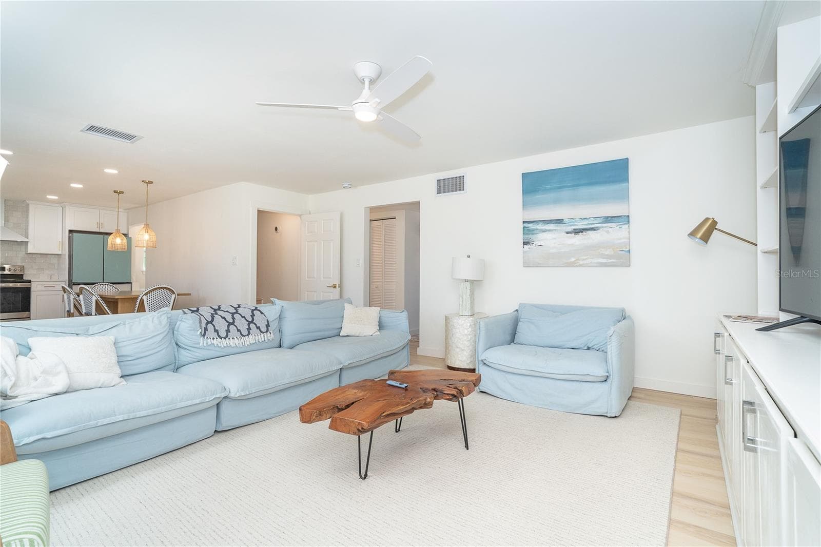 Living Area. - 260 KETTLE HARBOR DR, PLACIDA