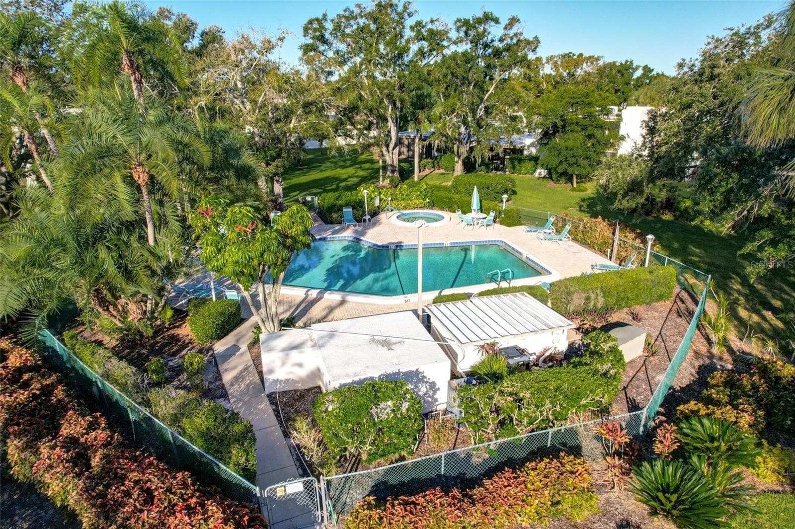 Condominium at 107 PINEHURST DR #107, BRADENTON, photo 32 of 43