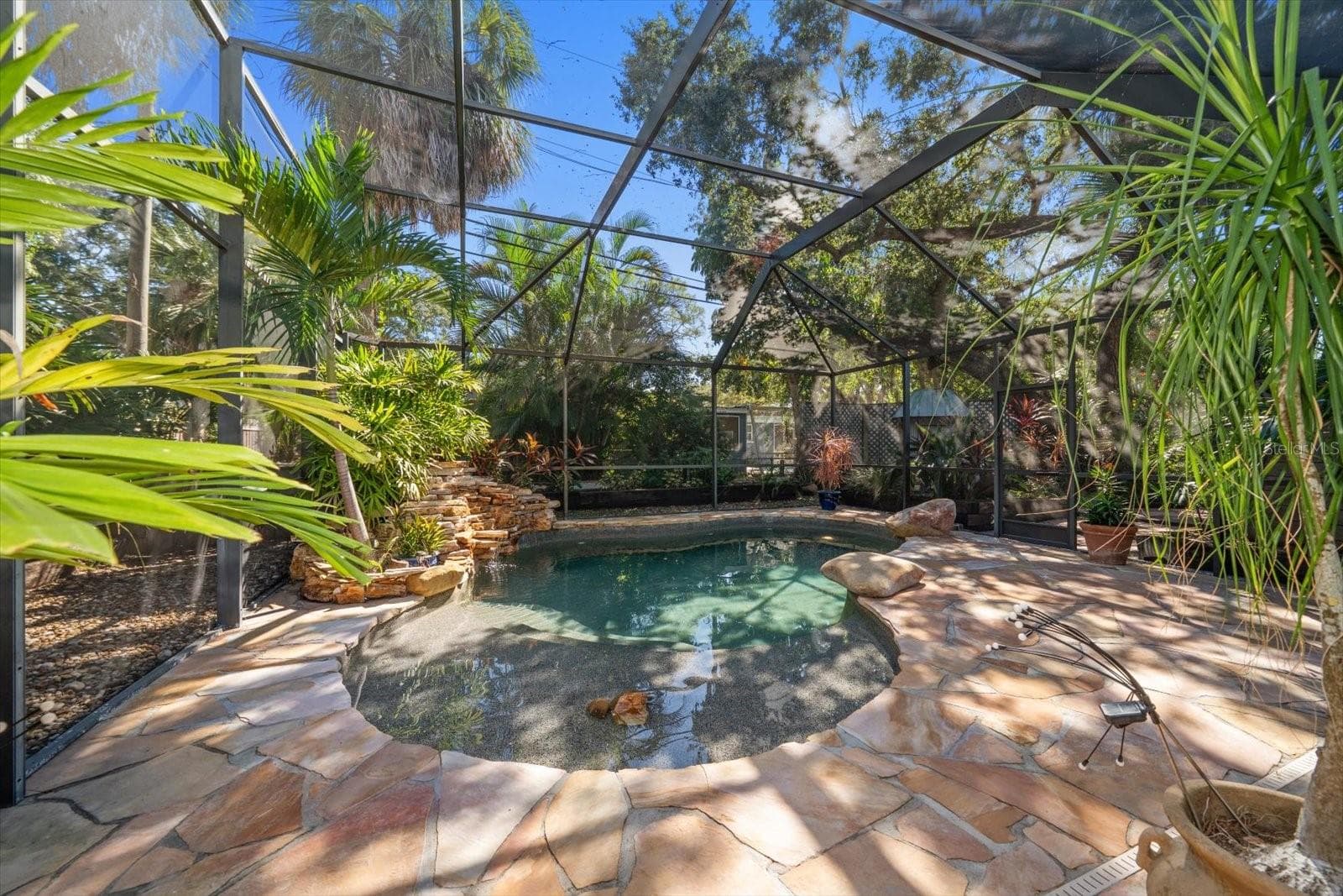 STONE PAVER POOL DECK - 3033 82ND WAY N, ST PETERSBURG