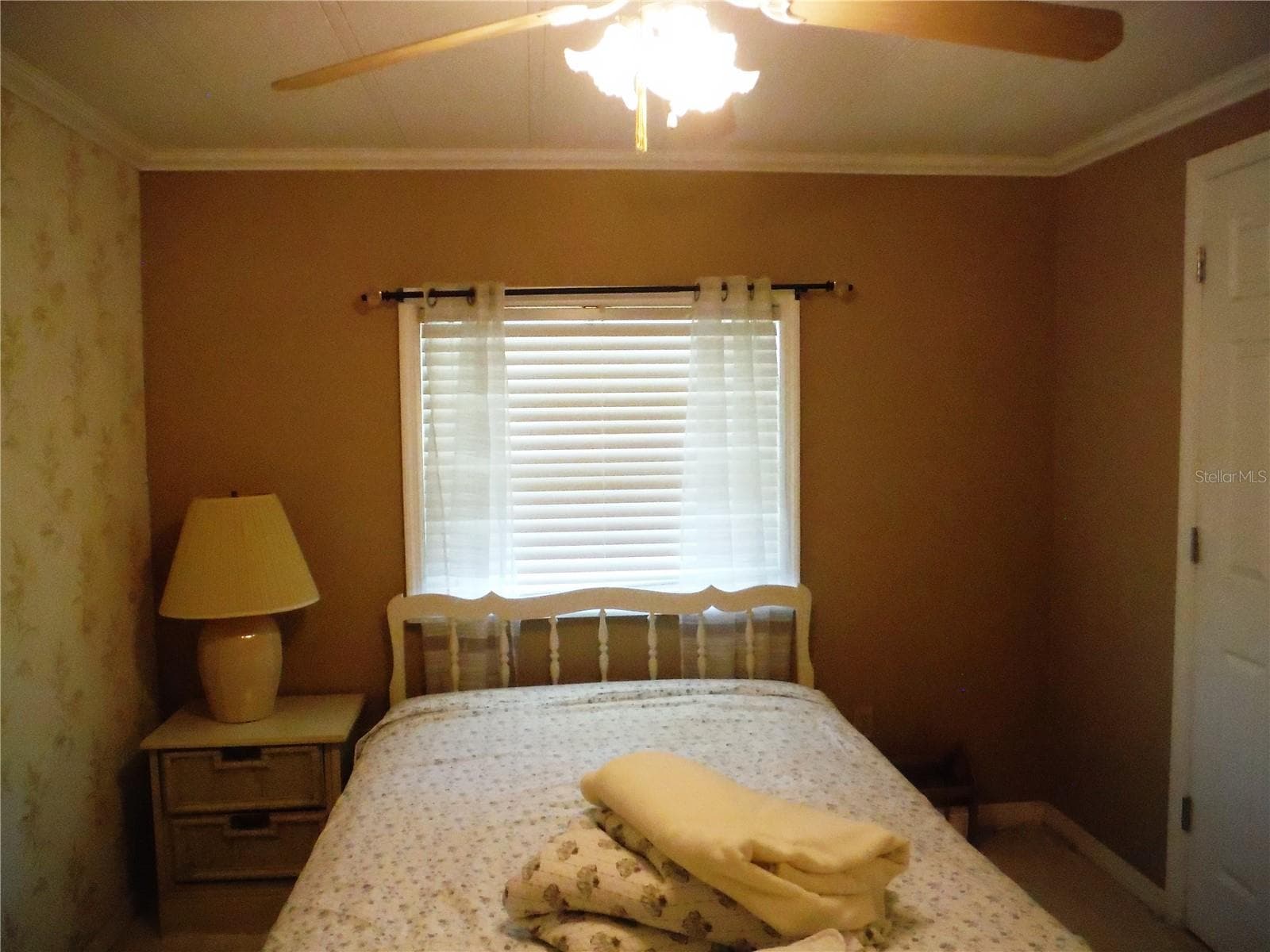 Manufactured Home at 141 FOREST LN #13, SAFETY HARBOR, photo 14 of 36