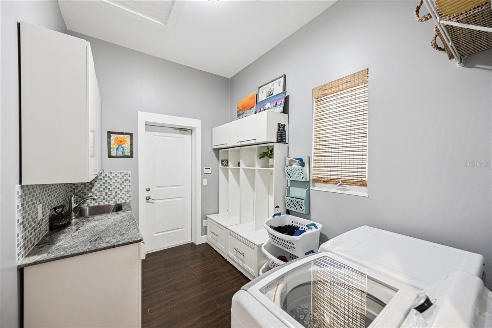 :aundry - 16909 FLORENCE VIEW DR, MONTVERDE
