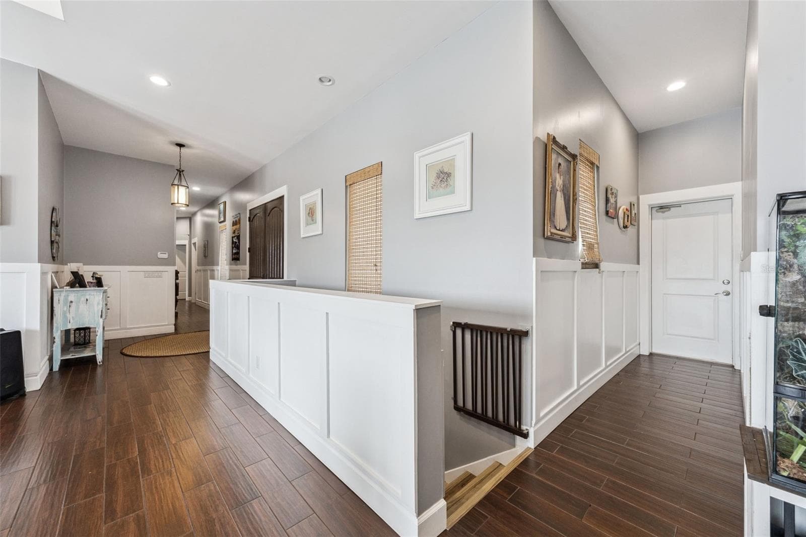 Interior stairway - 16909 FLORENCE VIEW DR, MONTVERDE