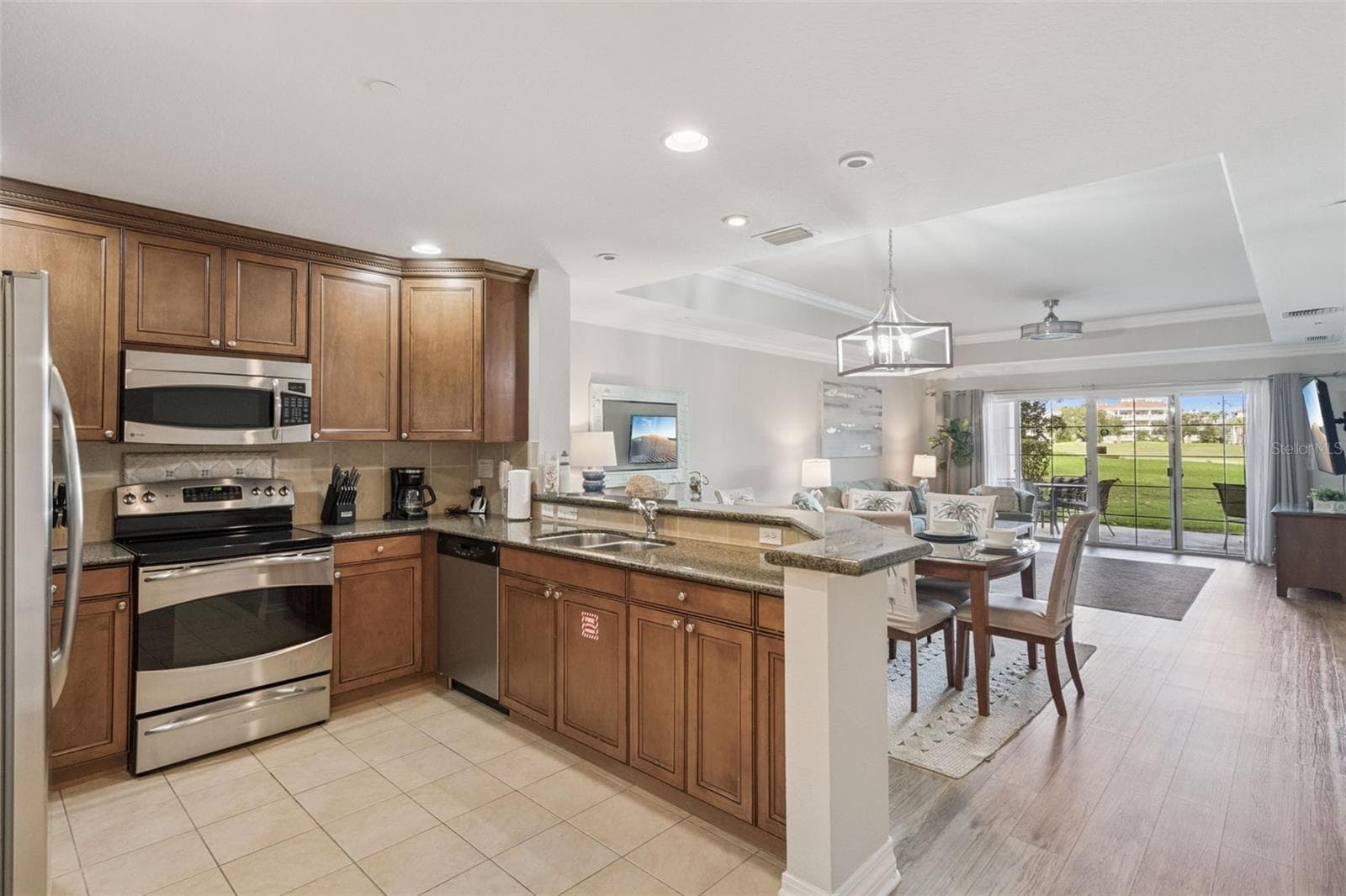 Condominium at 1100 SUNSET VIEW CIR #102, REUNION, photo 23 of 67